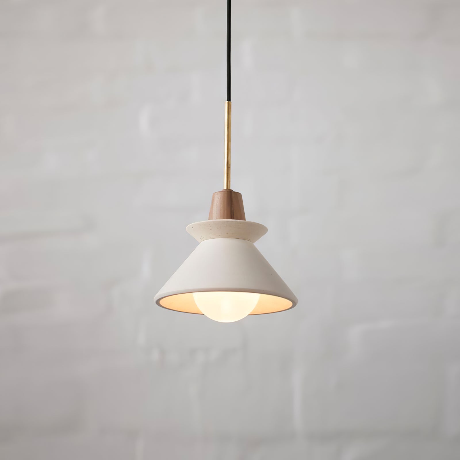 Scandinavian Pendant Lamp - Lumpaz