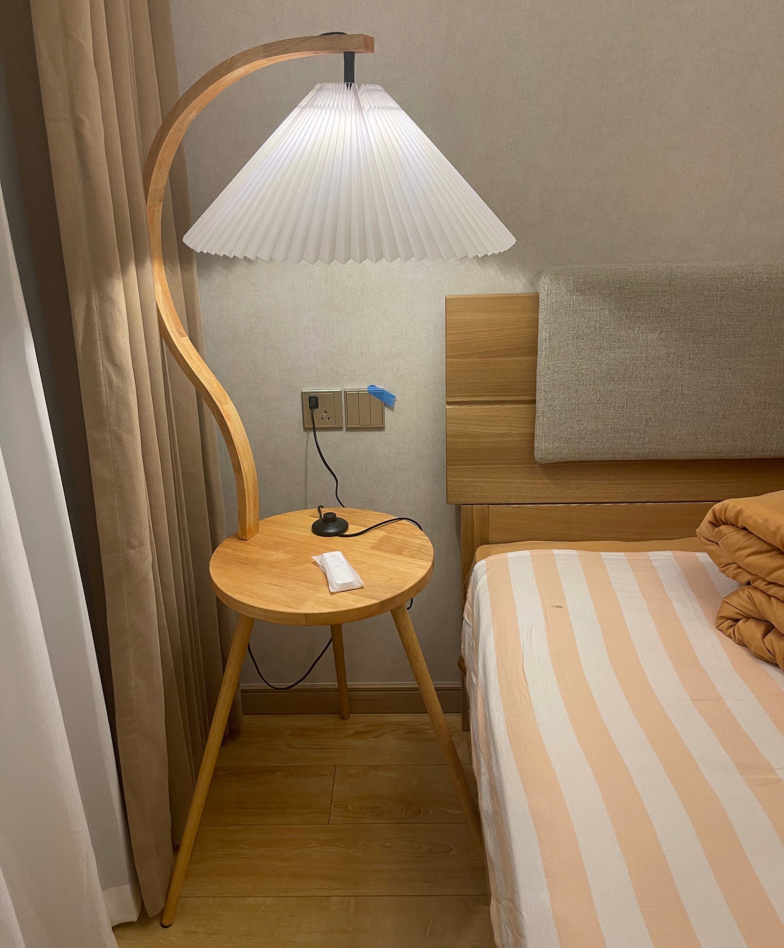 Caprani Tray Floor Lamp - Lumpaz