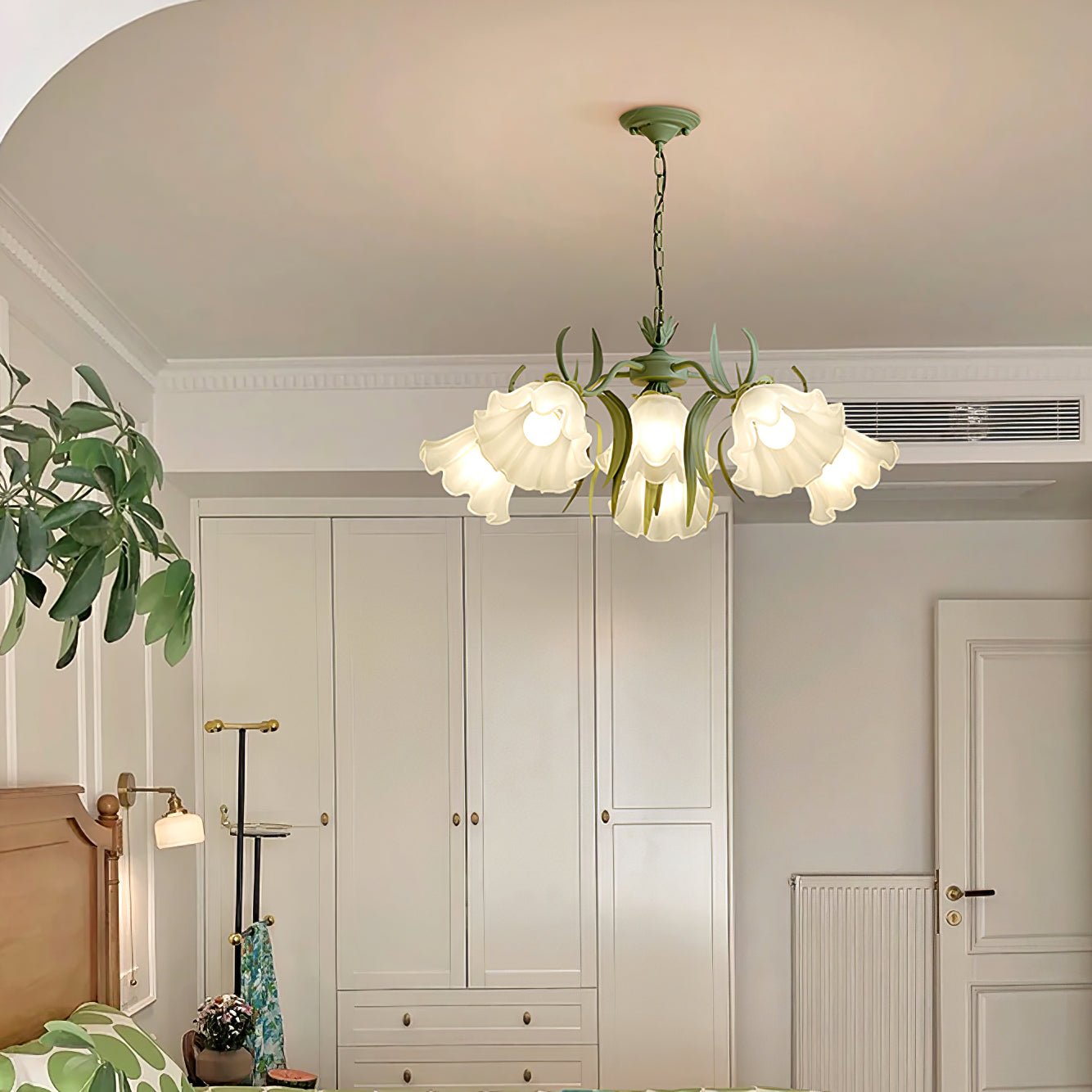 Burkett Chandelier - Lumpaz