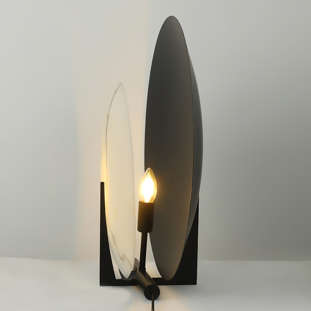 Corbett Asteria Table Lamp - Lumpaz