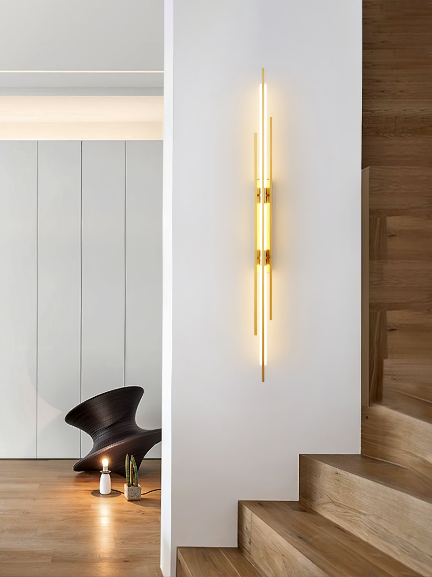 Brass Line Wall Lamp - Lumpaz
