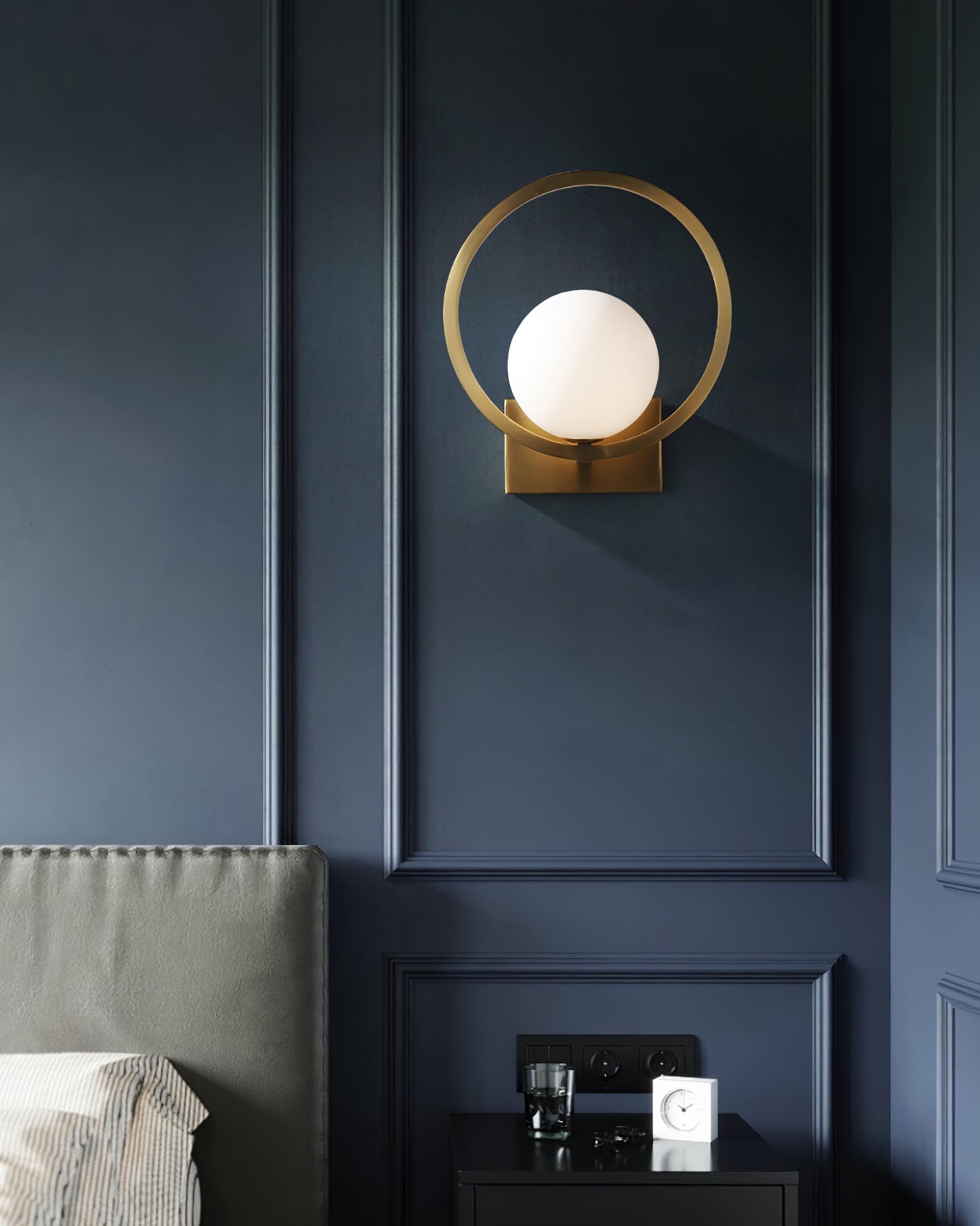 Lunar Brass Wall Lamp - Lumpaz