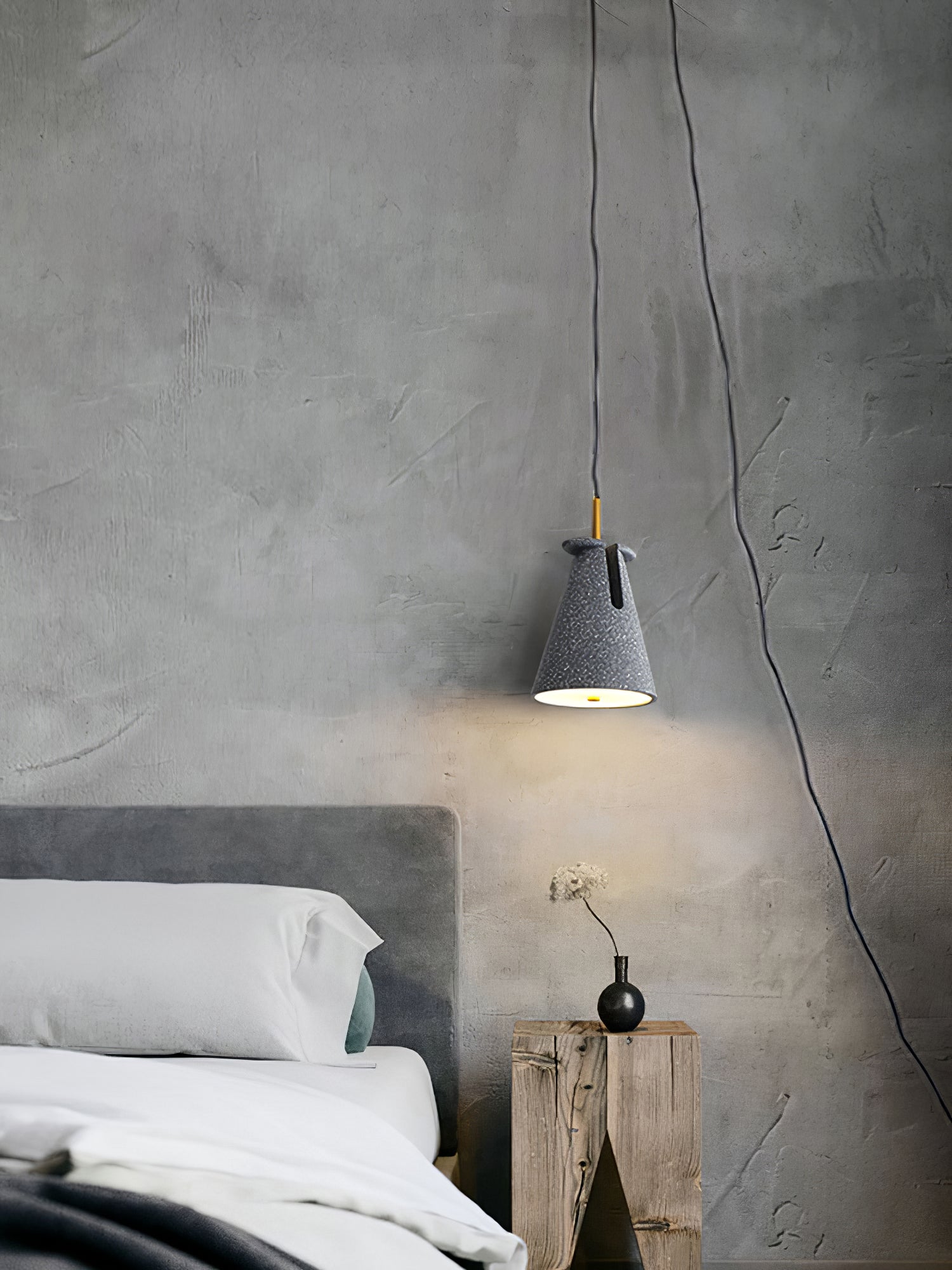 Kettle Resin Pendant Lamp - Lumpaz