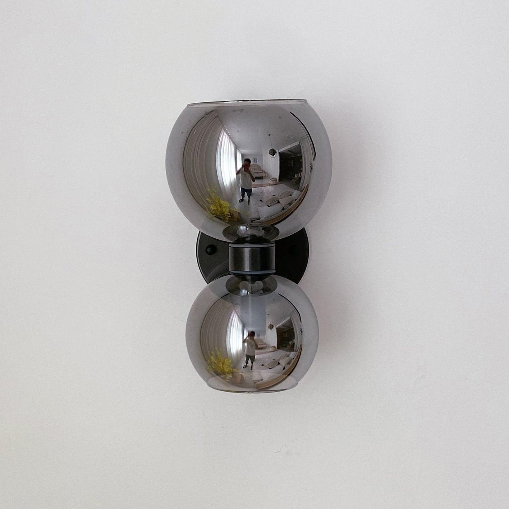 Round White Glass Bedroom Wall Lamp - Lumpaz