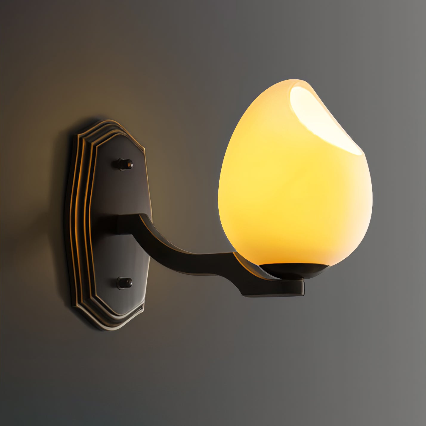 Egg Like Wall Lamp - Lumpaz