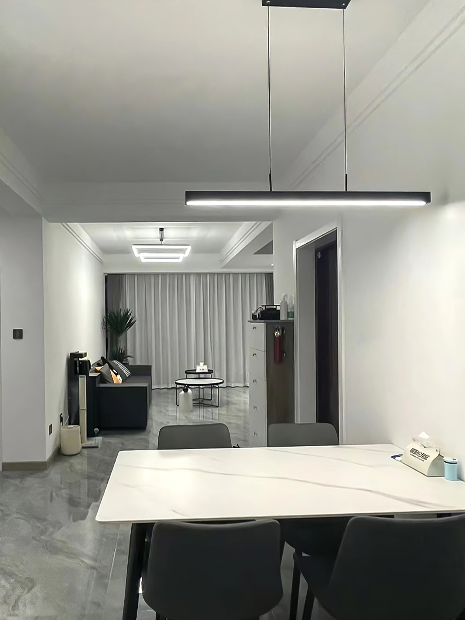 Edge Linear Island Chandelier - Lumpaz