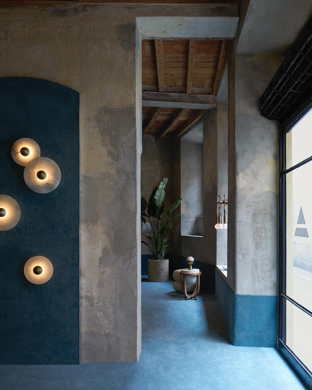 Round Alabaster Wall Lamp - Lumpaz