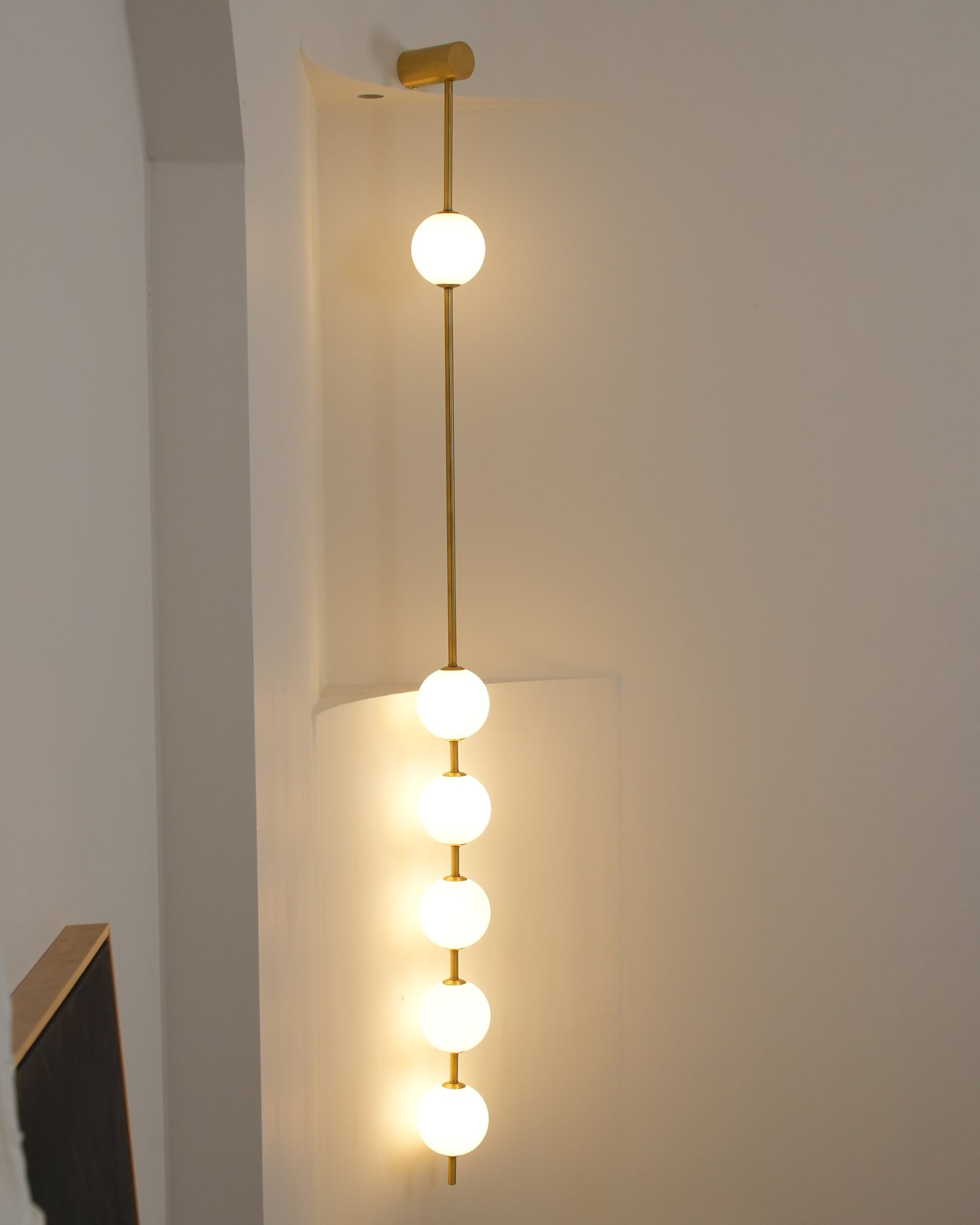 Vertical Balls Wall Lamp - Lumpaz