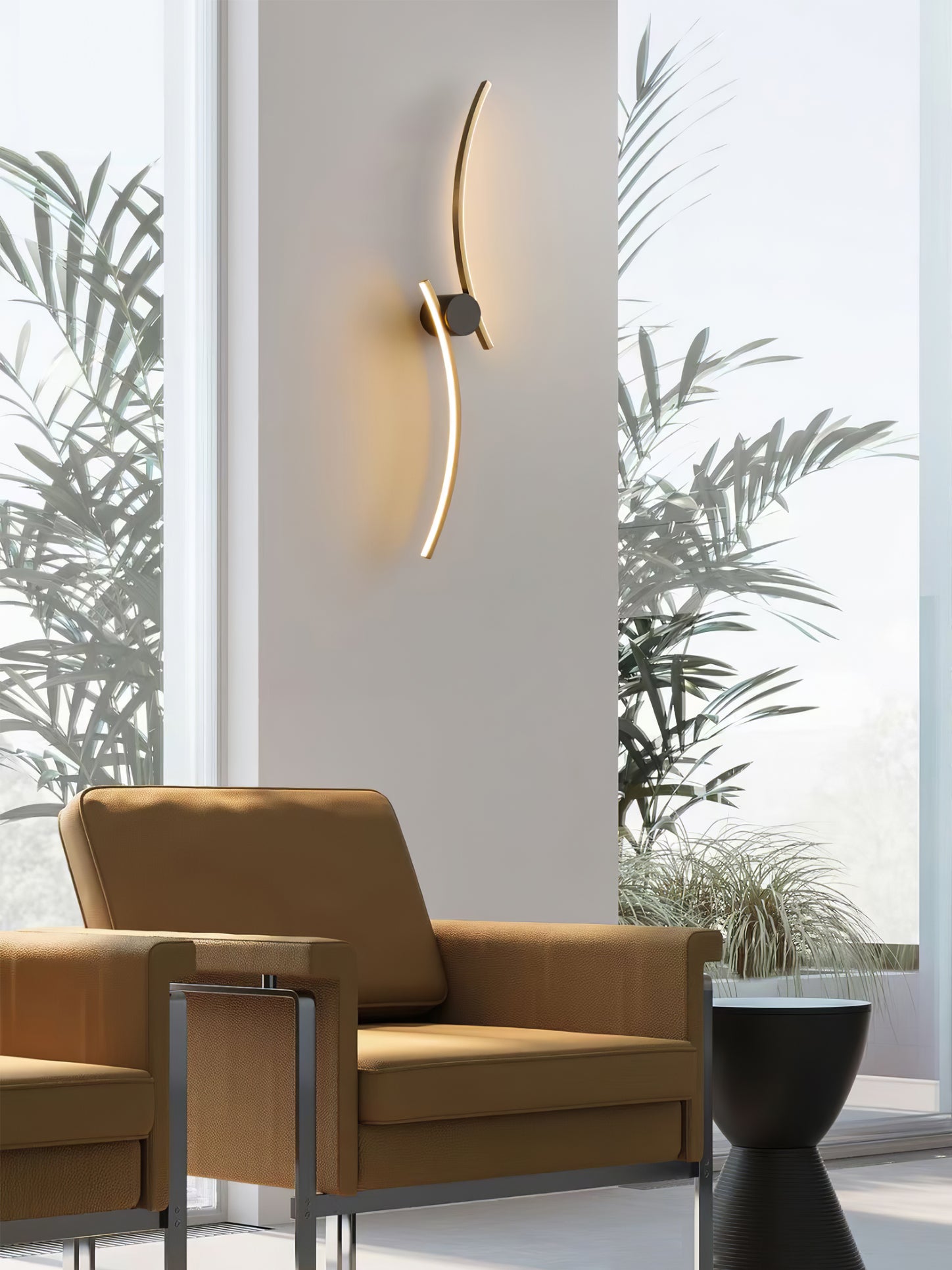 Curved Wall Lamp - Lumpaz