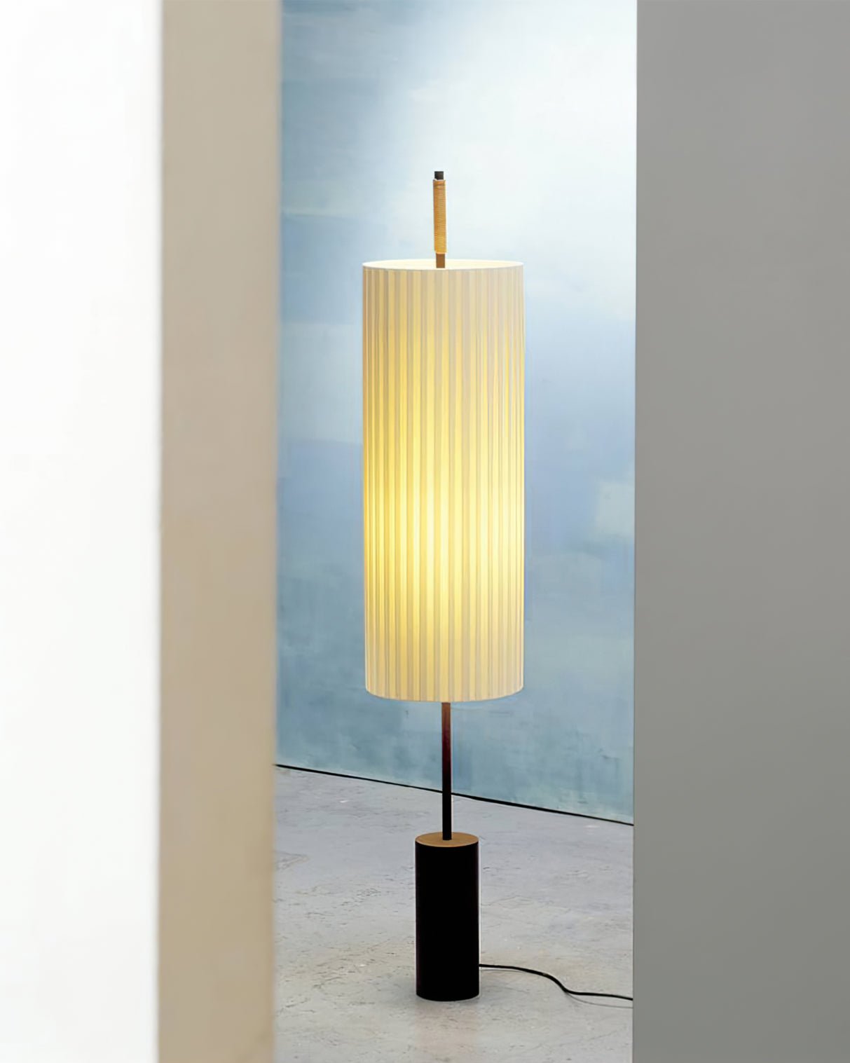 Dorica Floor Lamp - Lumpaz