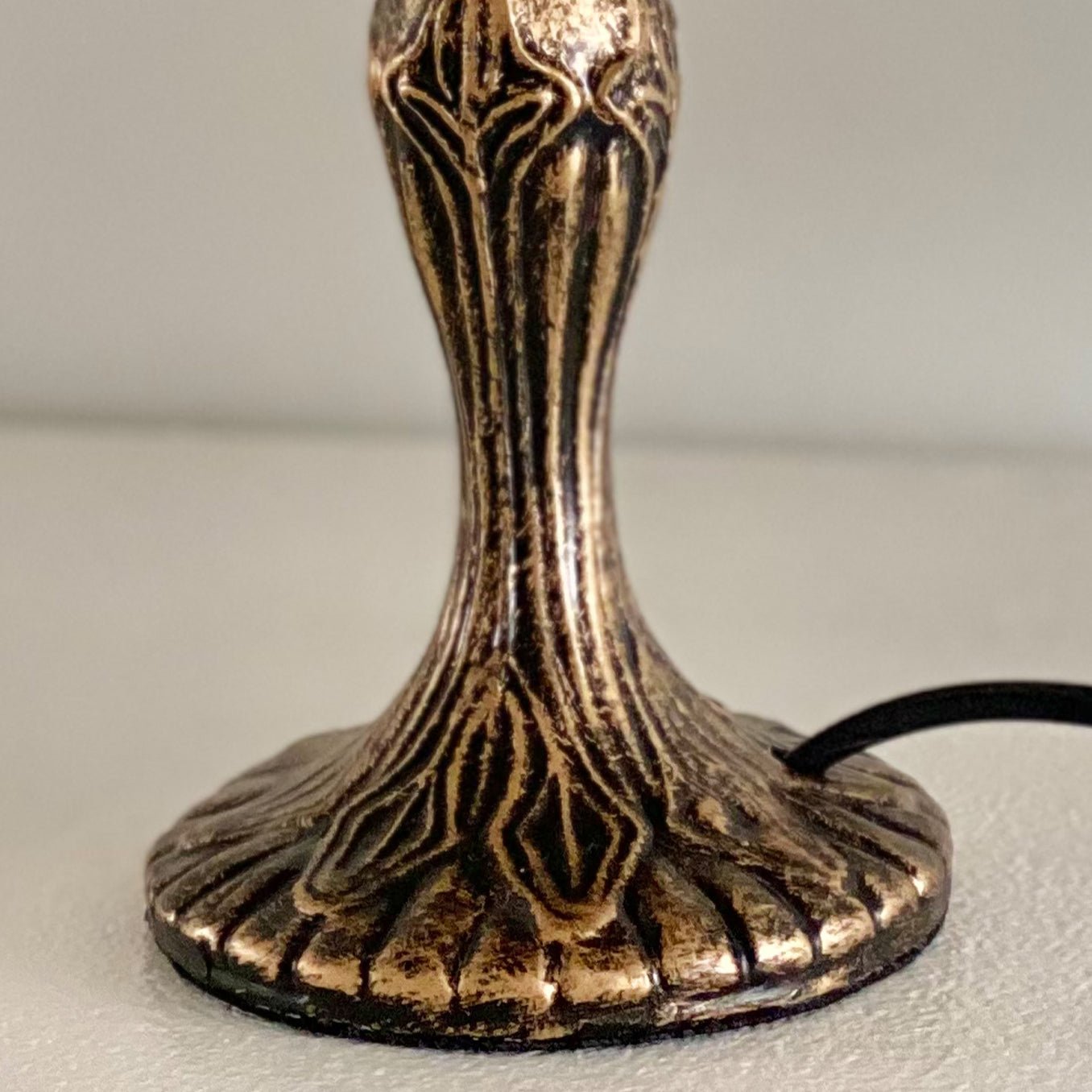 Tiffany Table Lamp - Lumpaz