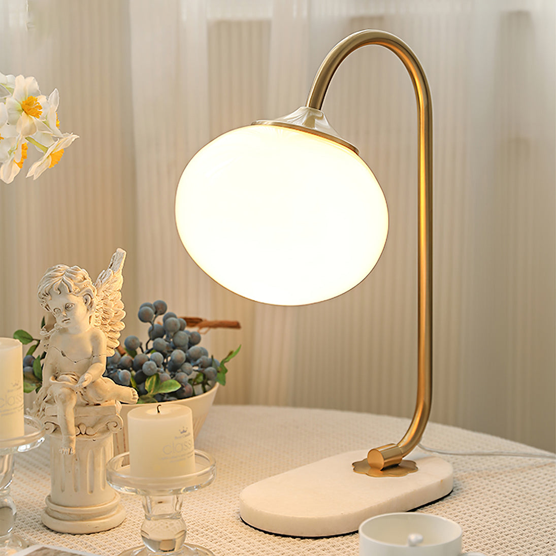 Marshmallow Table Lamp - Lumpaz
