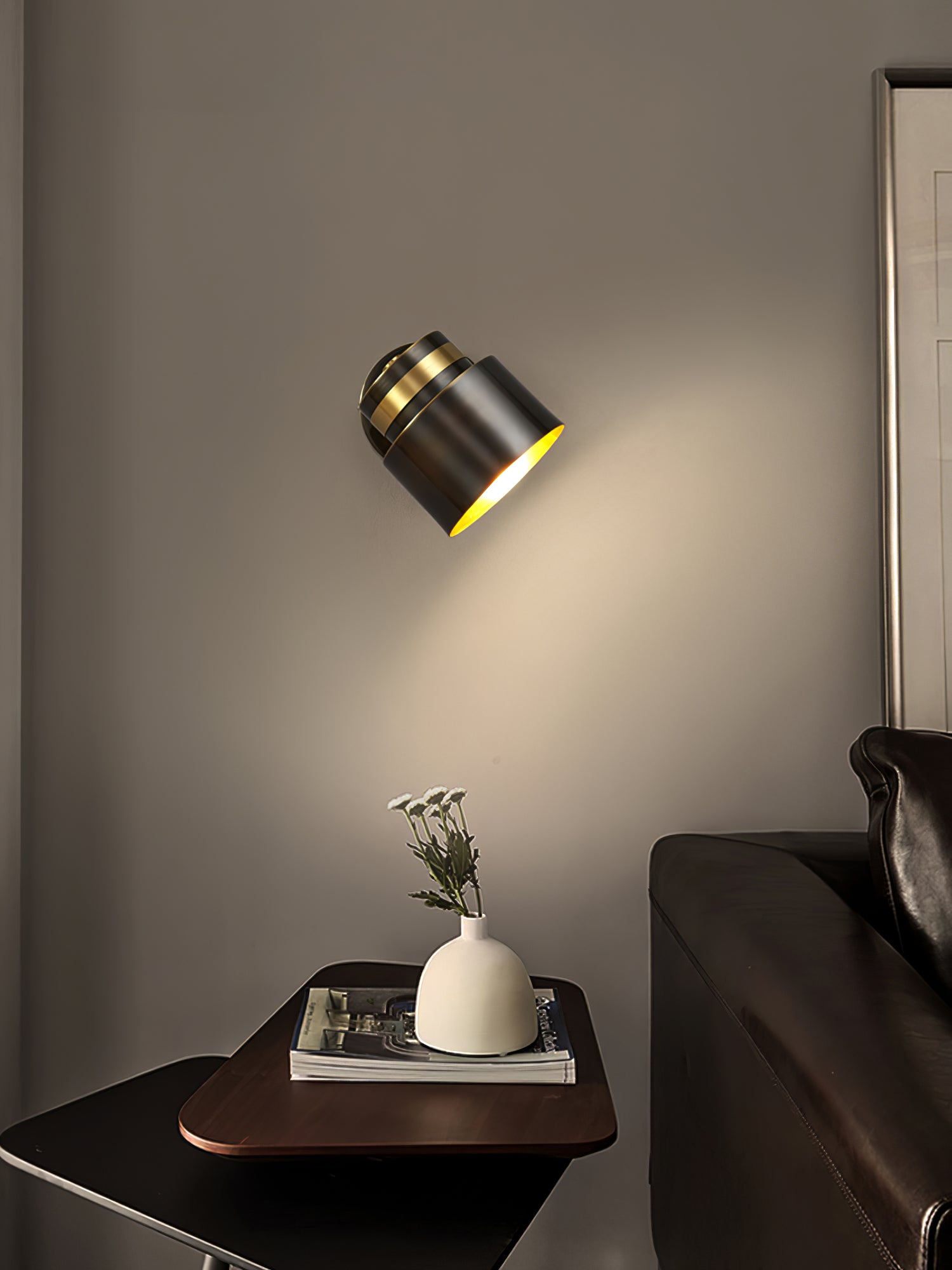 Brass Cylinder Wall Lamp - Lumpaz