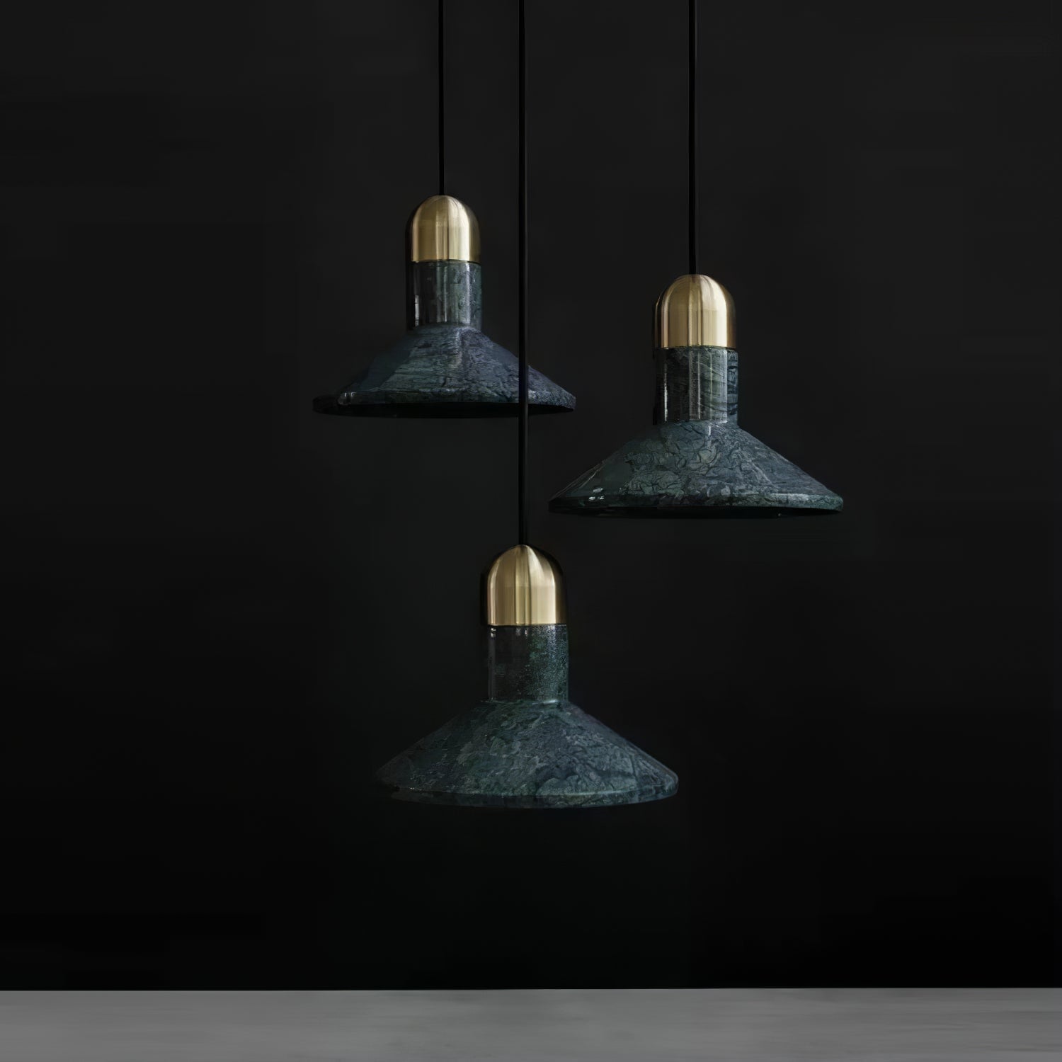 Cone Marble Pendant Light - Lumpaz