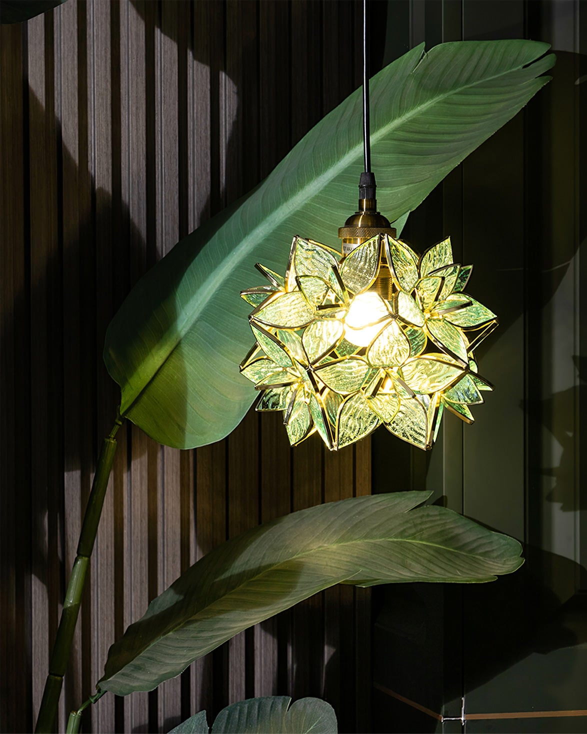 Capiz Pendant Lamp - Lumpaz
