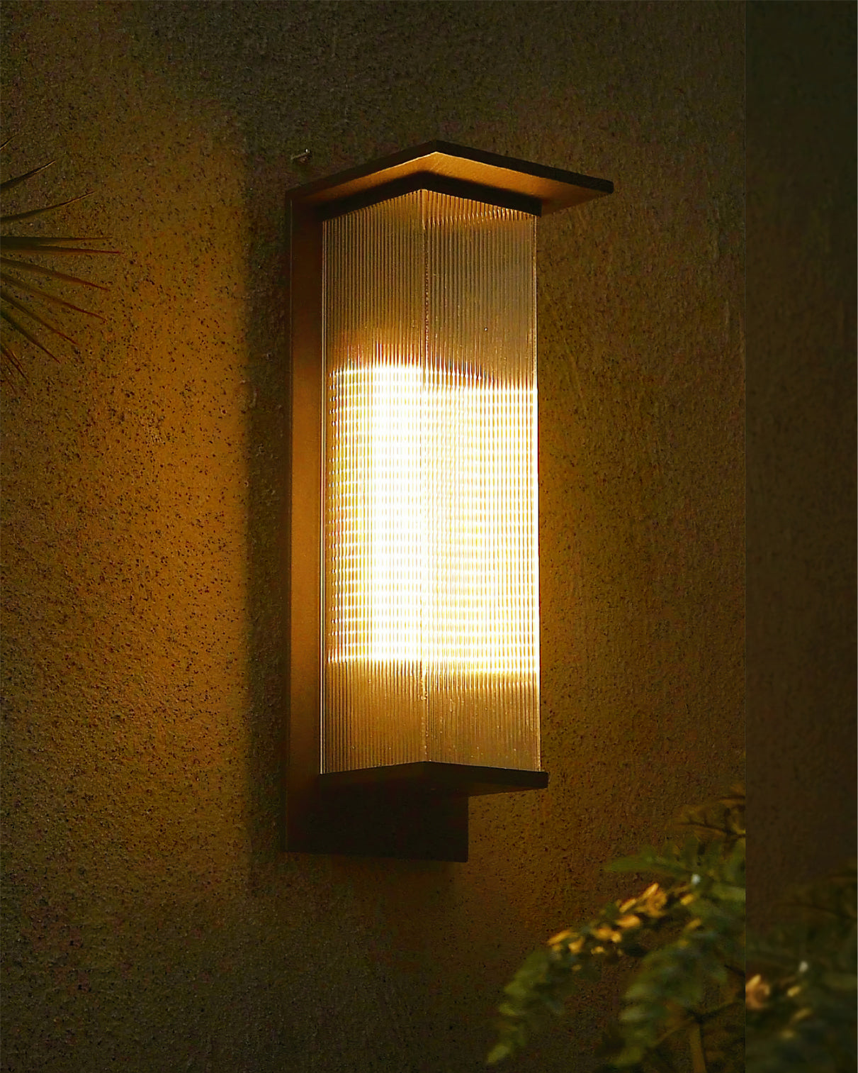 Oleron Box Outdoor Wall Lamp - Lumpaz