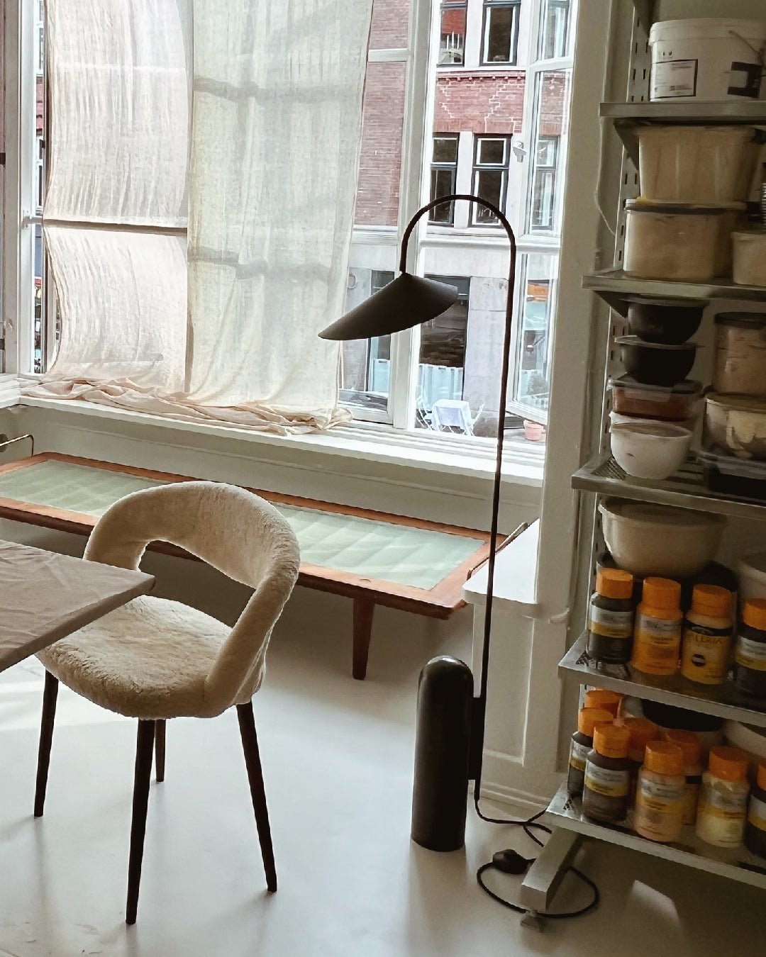 Arum Floor Lamp - Lumpaz