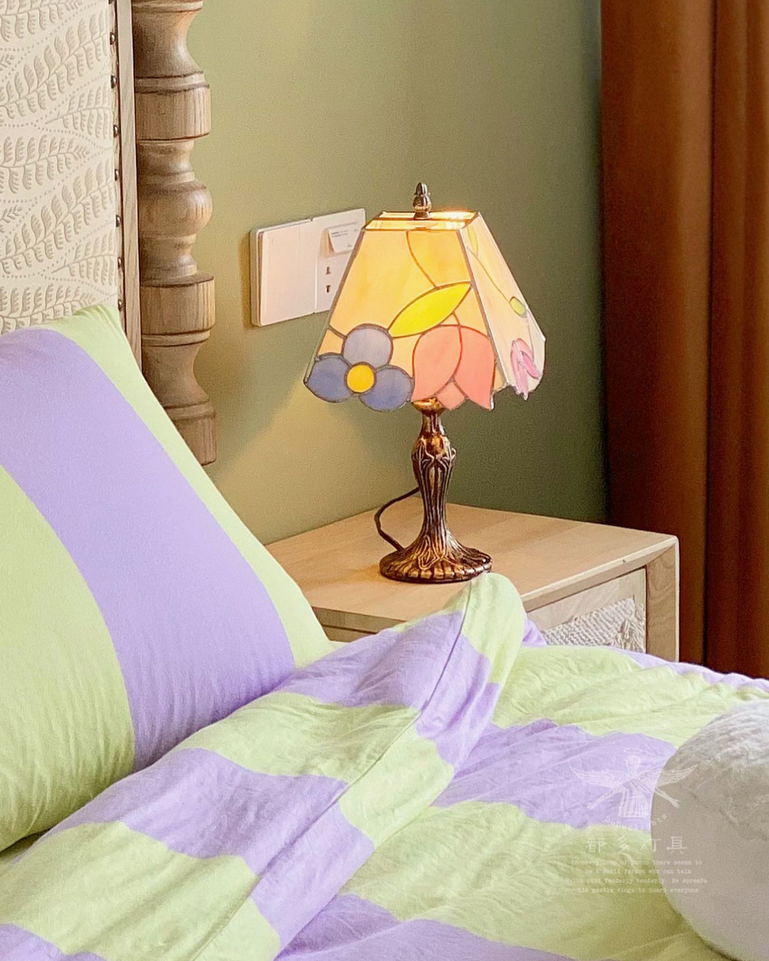 Tiffany Table Lamp - Lumpaz