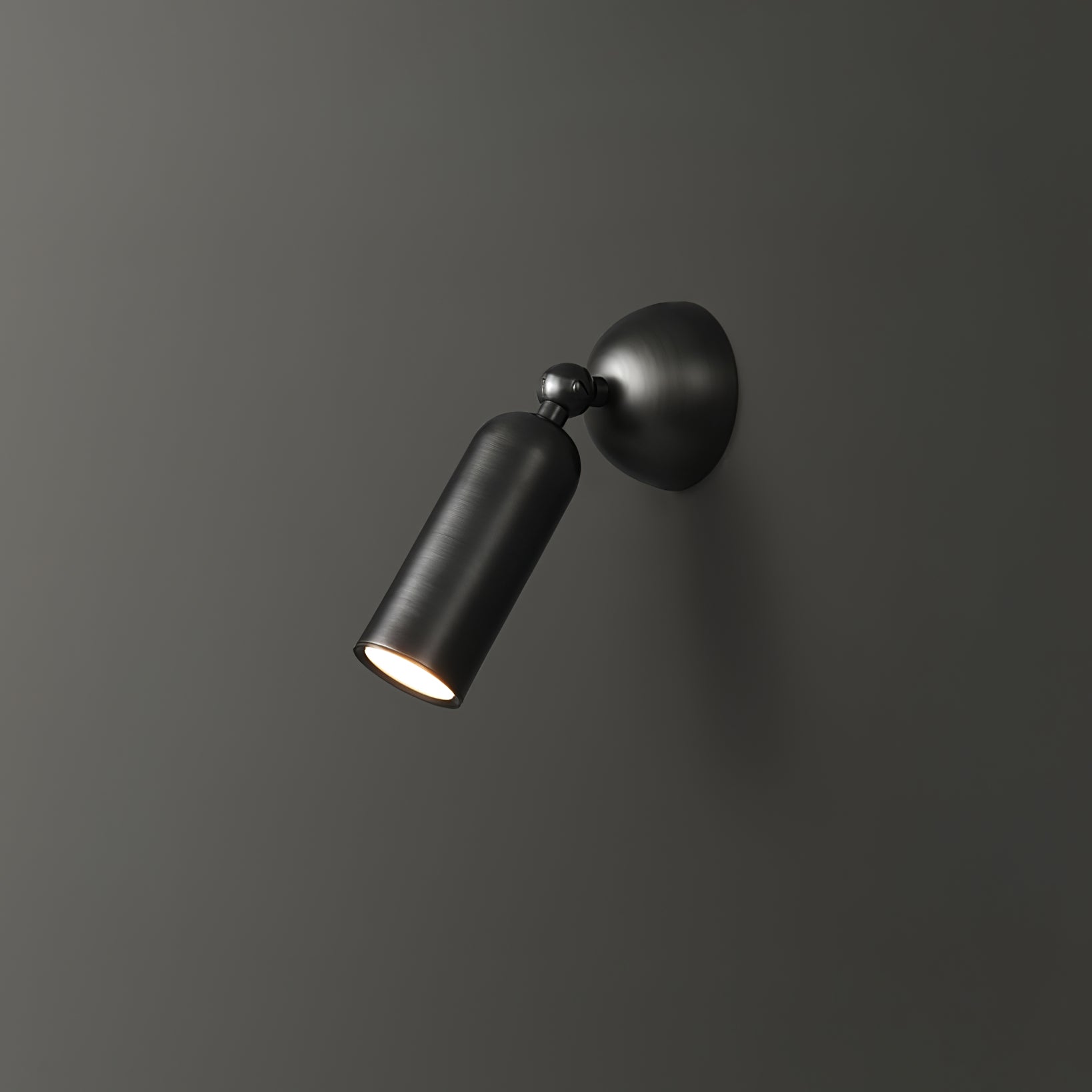 Madame Dome Wall Lamp - Lumpaz