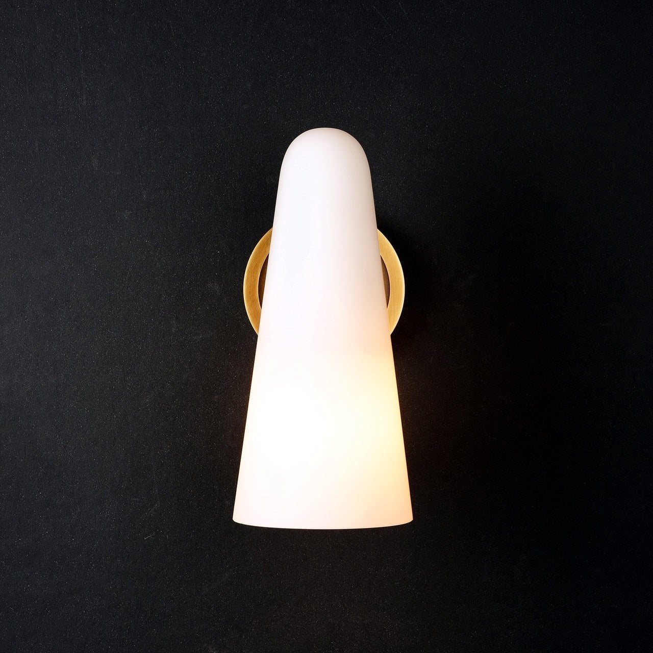 Montfaucon Wall Lamp - Lumpaz