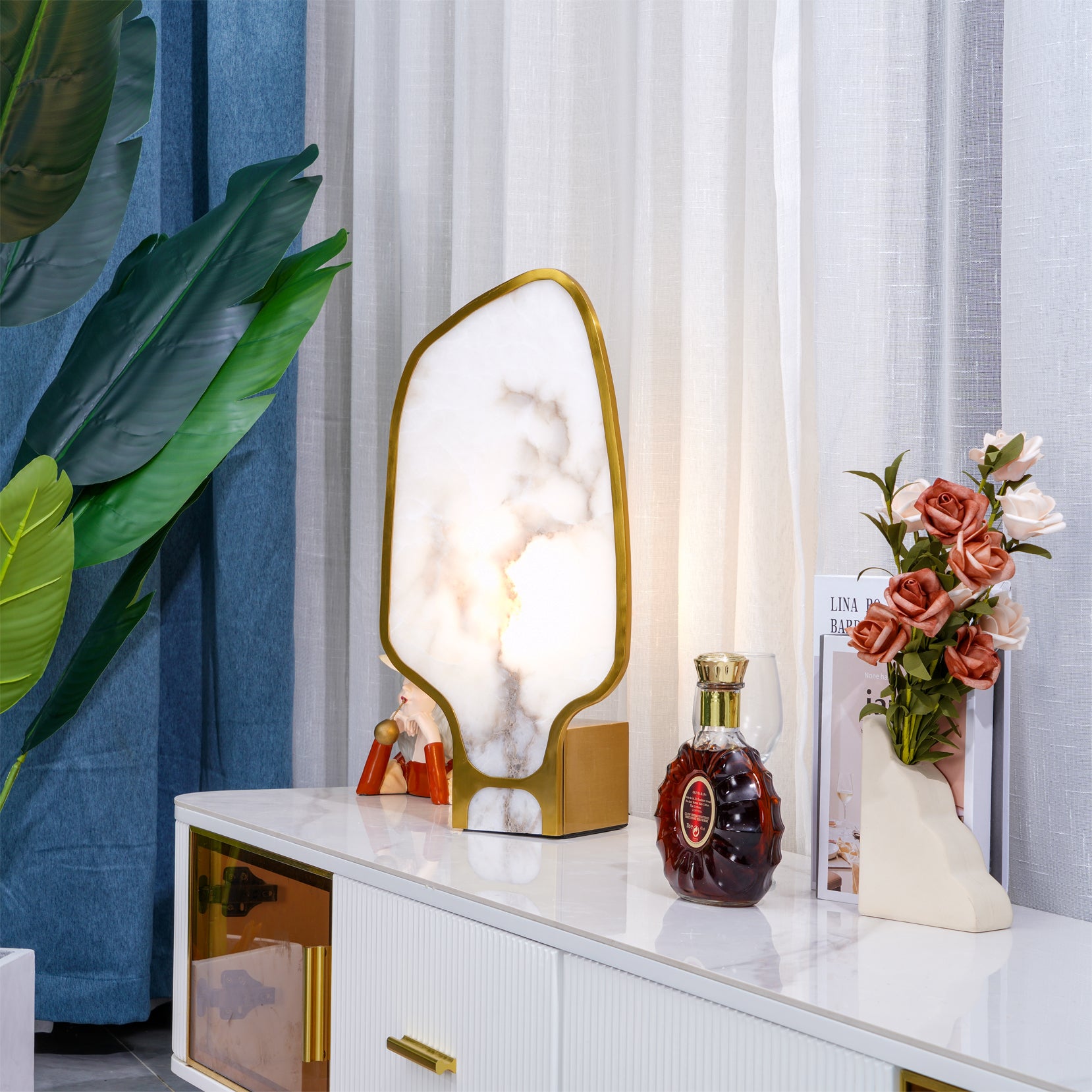 Andrea Alabaster Table Lamp - Lumpaz