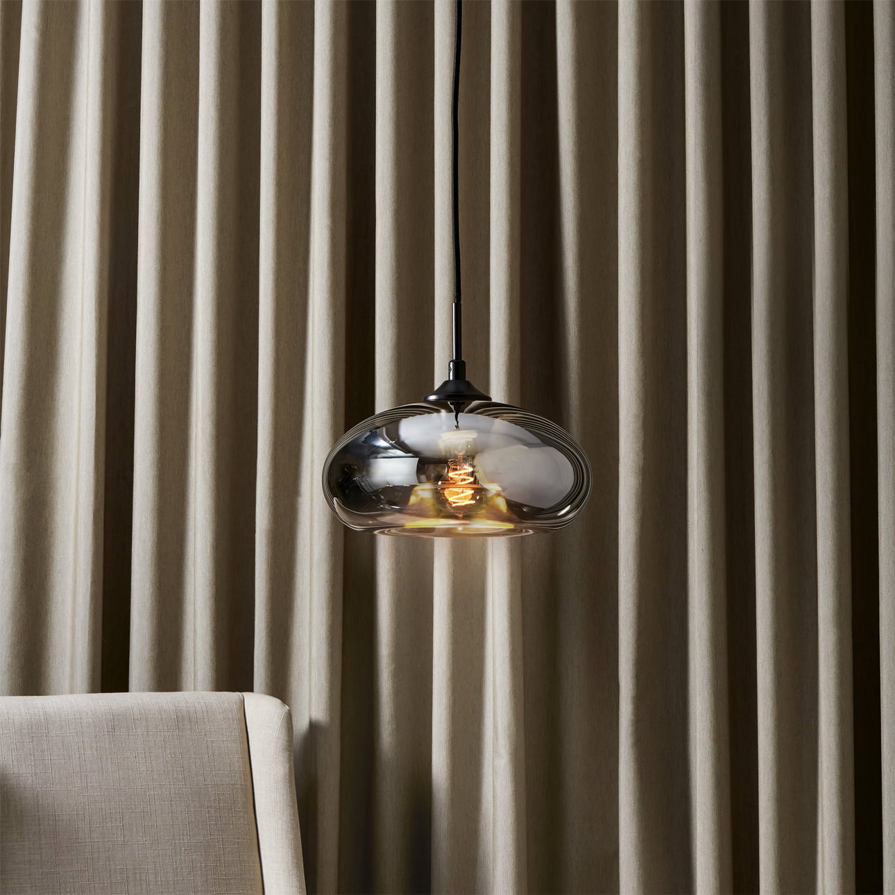 Bella Glass Pendant Lamp - Lumpaz
