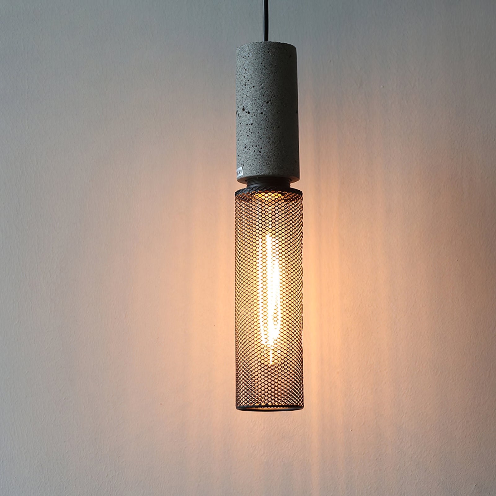 Concrete Industry Pendant Lamp - Lumpaz