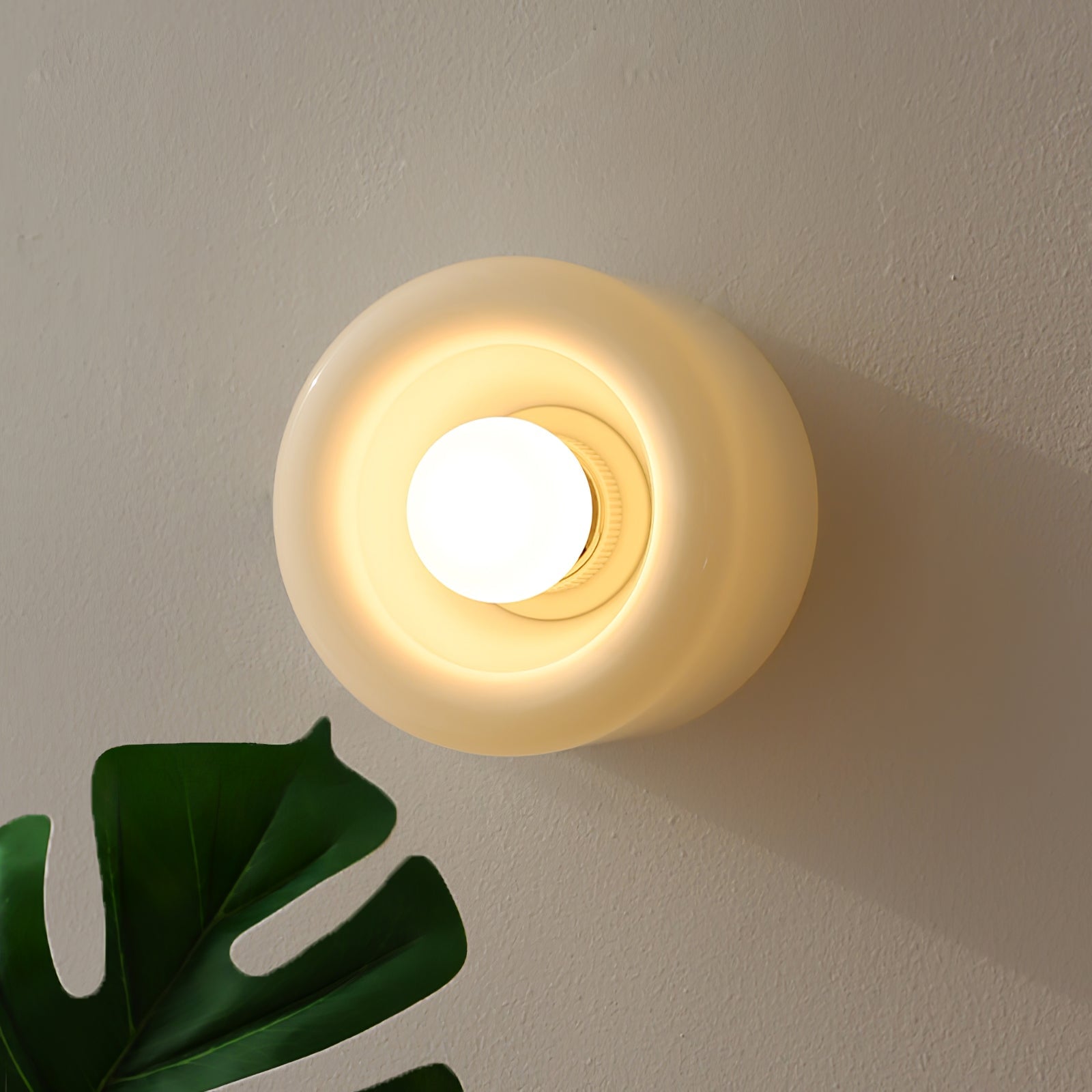 Round Glass Wall Lamp - Lumpaz