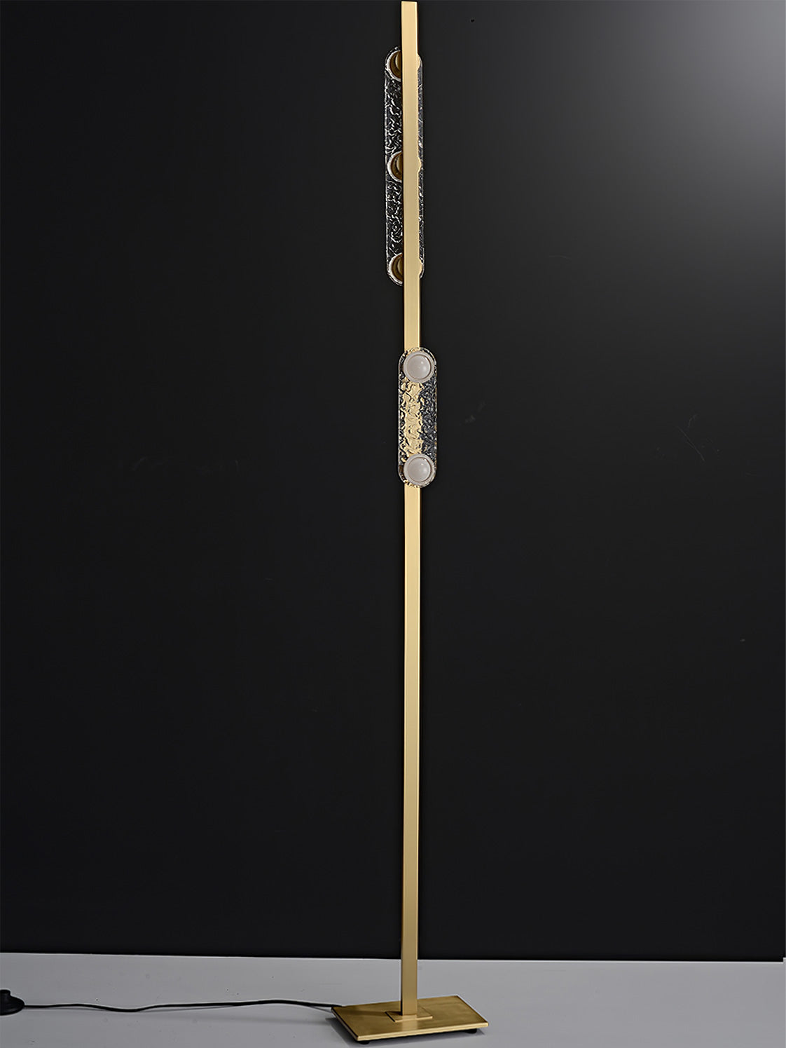 Sinclair Floor Lamp - Lumpaz
