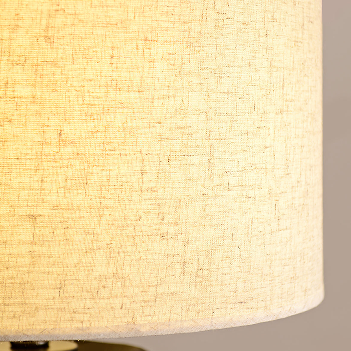 Torso Table Lamp - Lumpaz