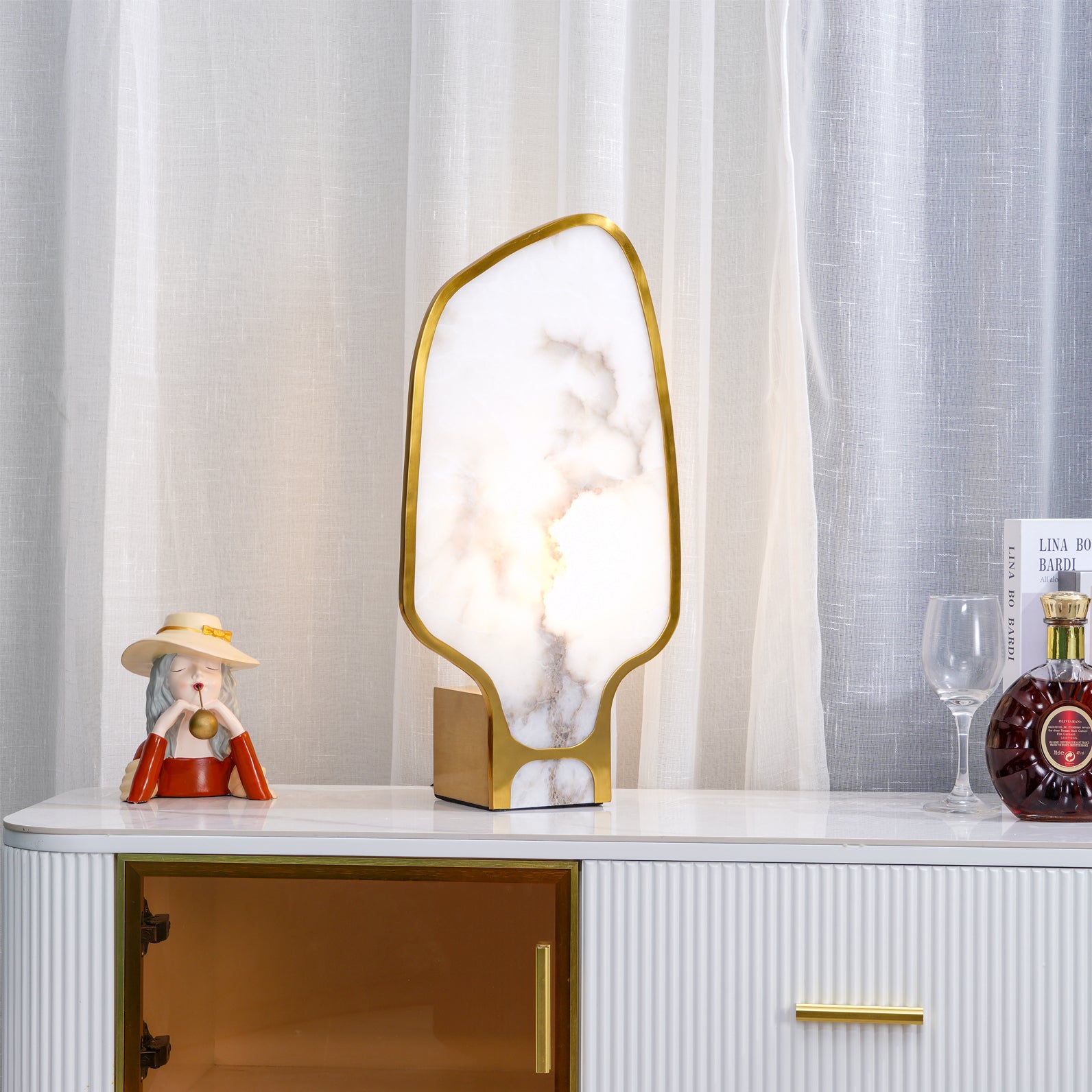 Andrea Alabaster Table Lamp - Lumpaz