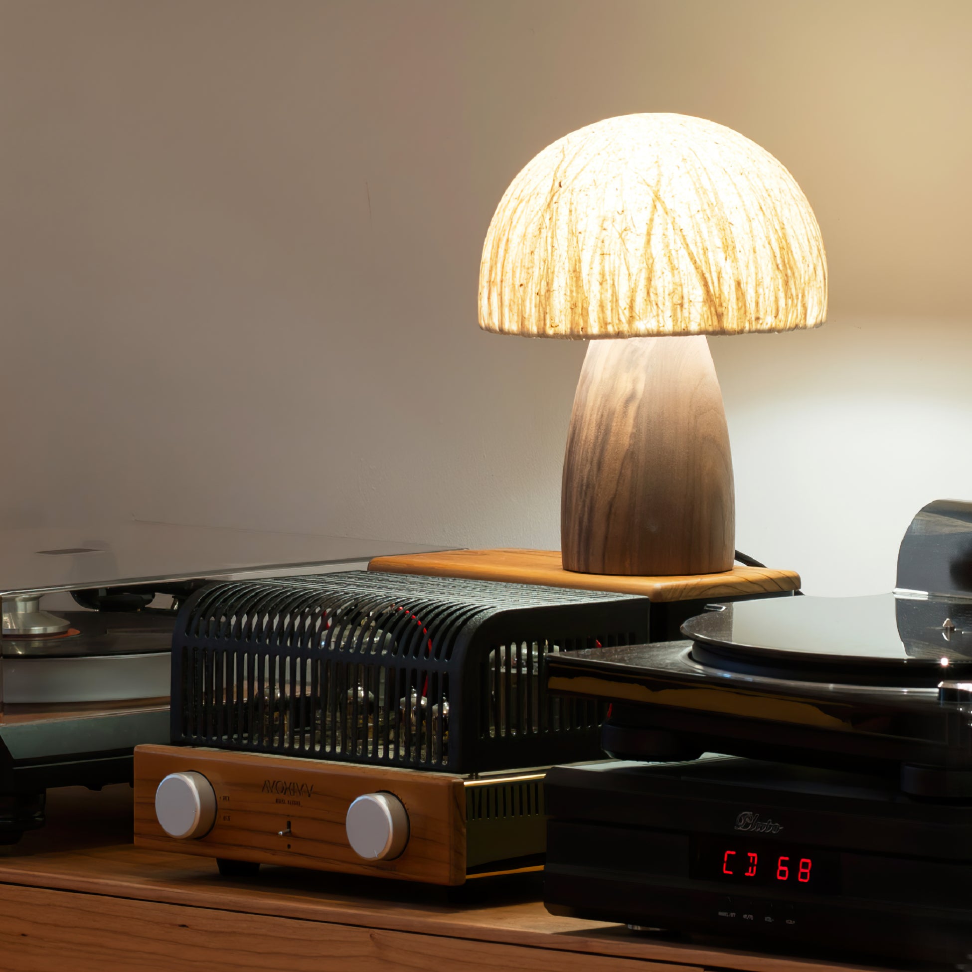 Alice Mushroom Table Lamp - Lumpaz