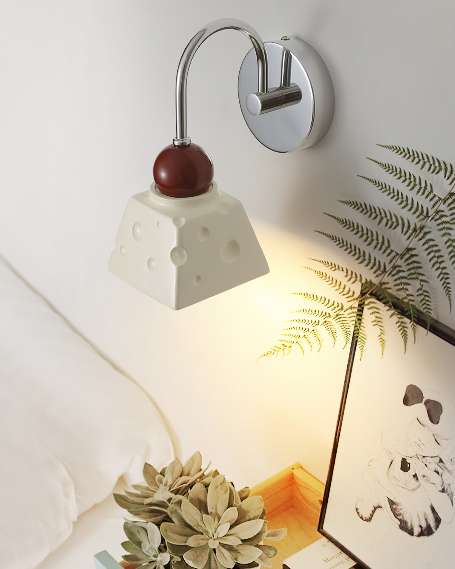 Alma Wall Light - Lumpaz