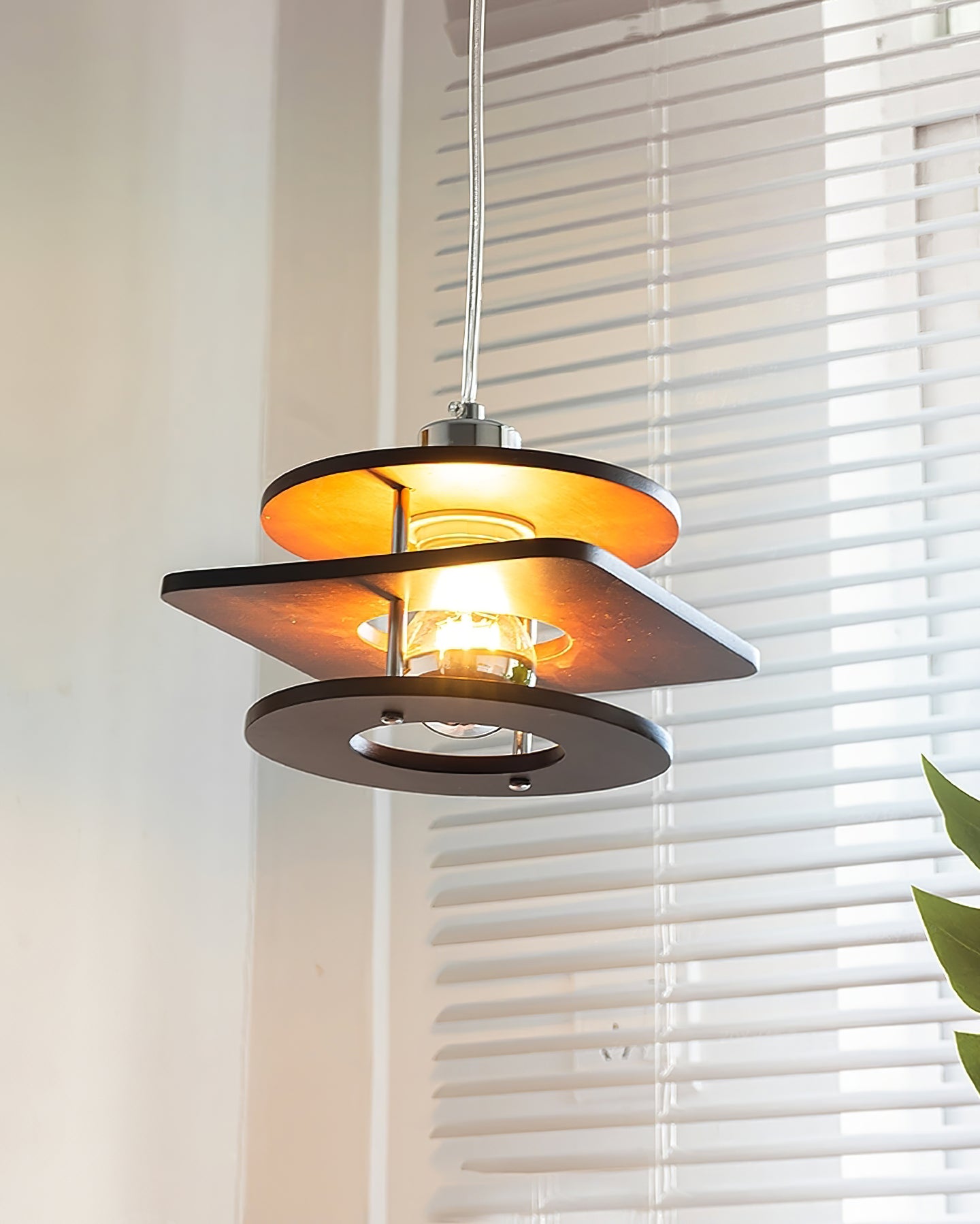 Retro Walnut Pendant Lamp - Lumpaz