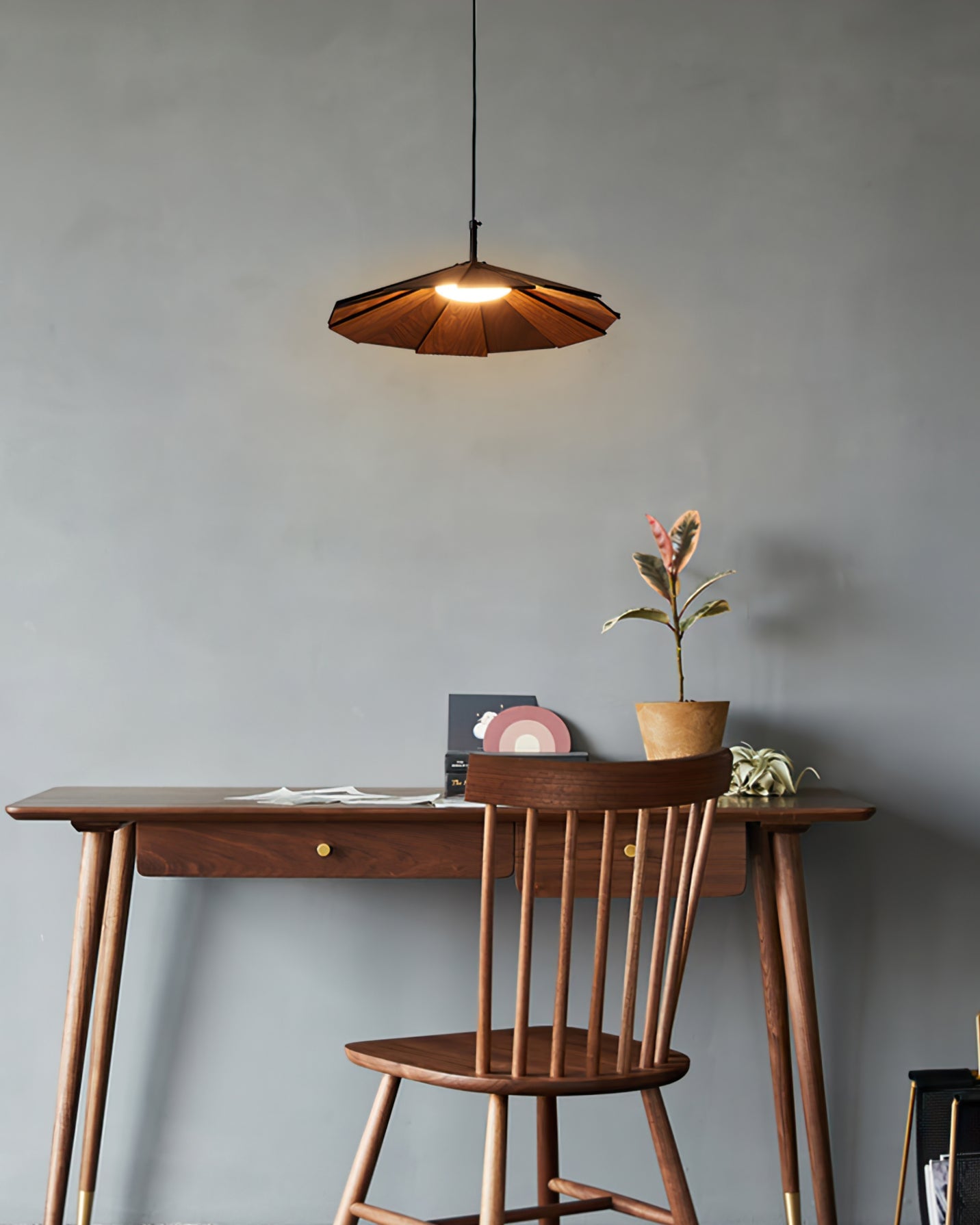 Sepal Pendant Lamp - Lumpaz