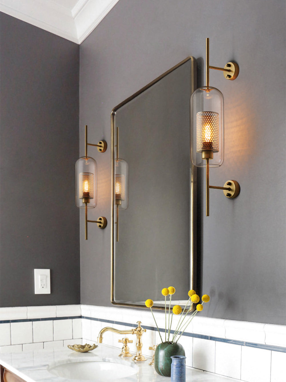 Chiswick Glass Wall Lamp - Lumpaz