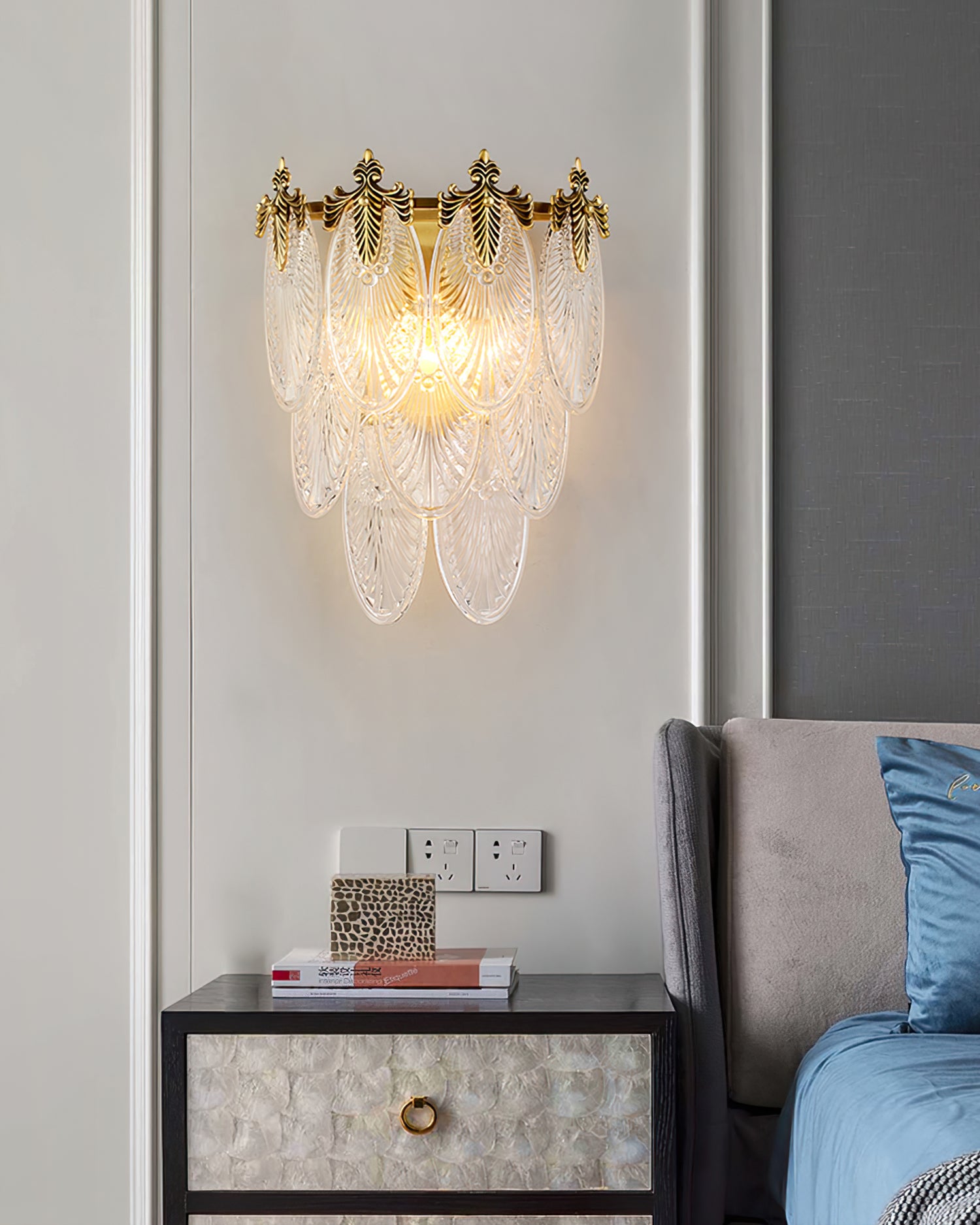 Giulia Brass Wall Lamp - Lumpaz