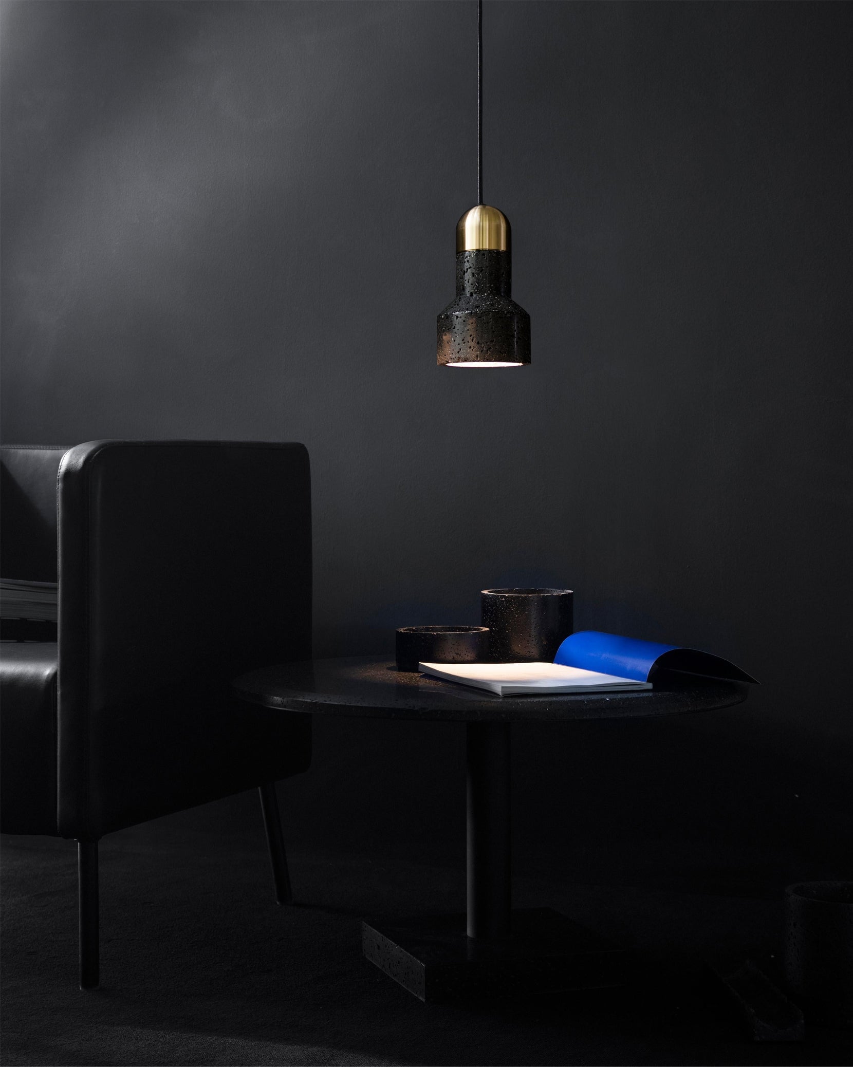 Qie Stone Pendant Lamp - Lumpaz