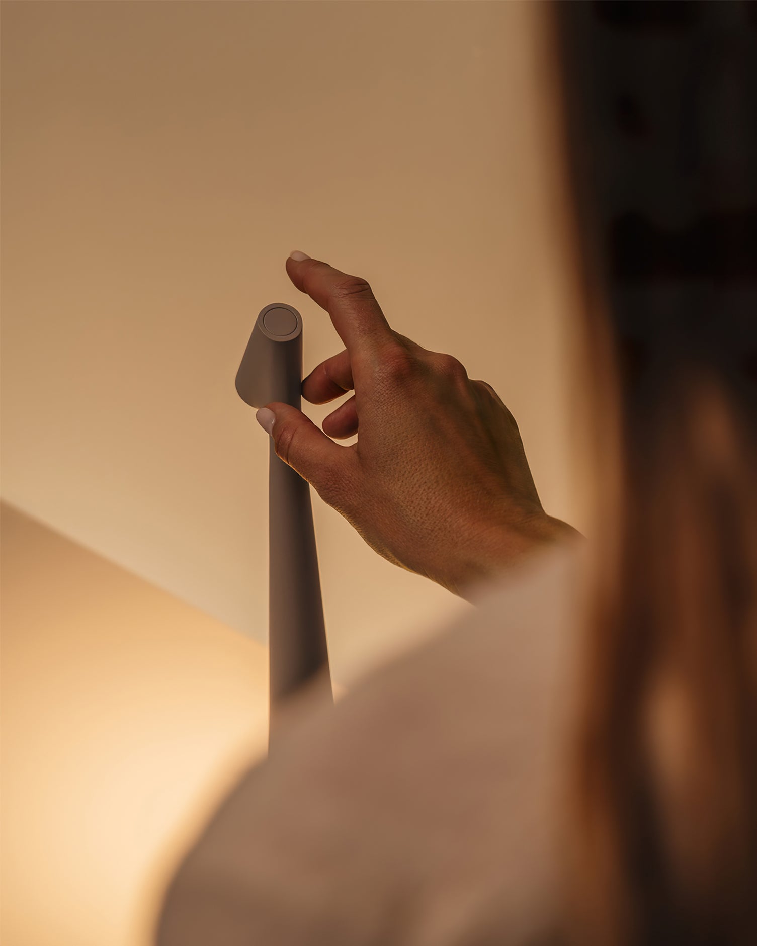 Africa Built-in Battery Table Lamp - Lumpaz