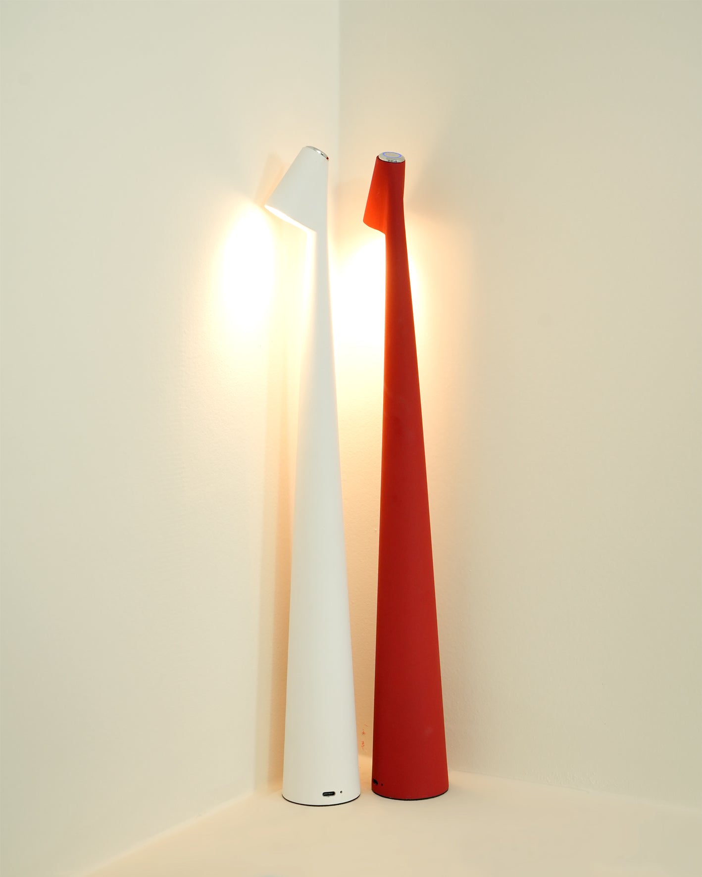 Africa Built-in Battery Table Lamp - Lumpaz