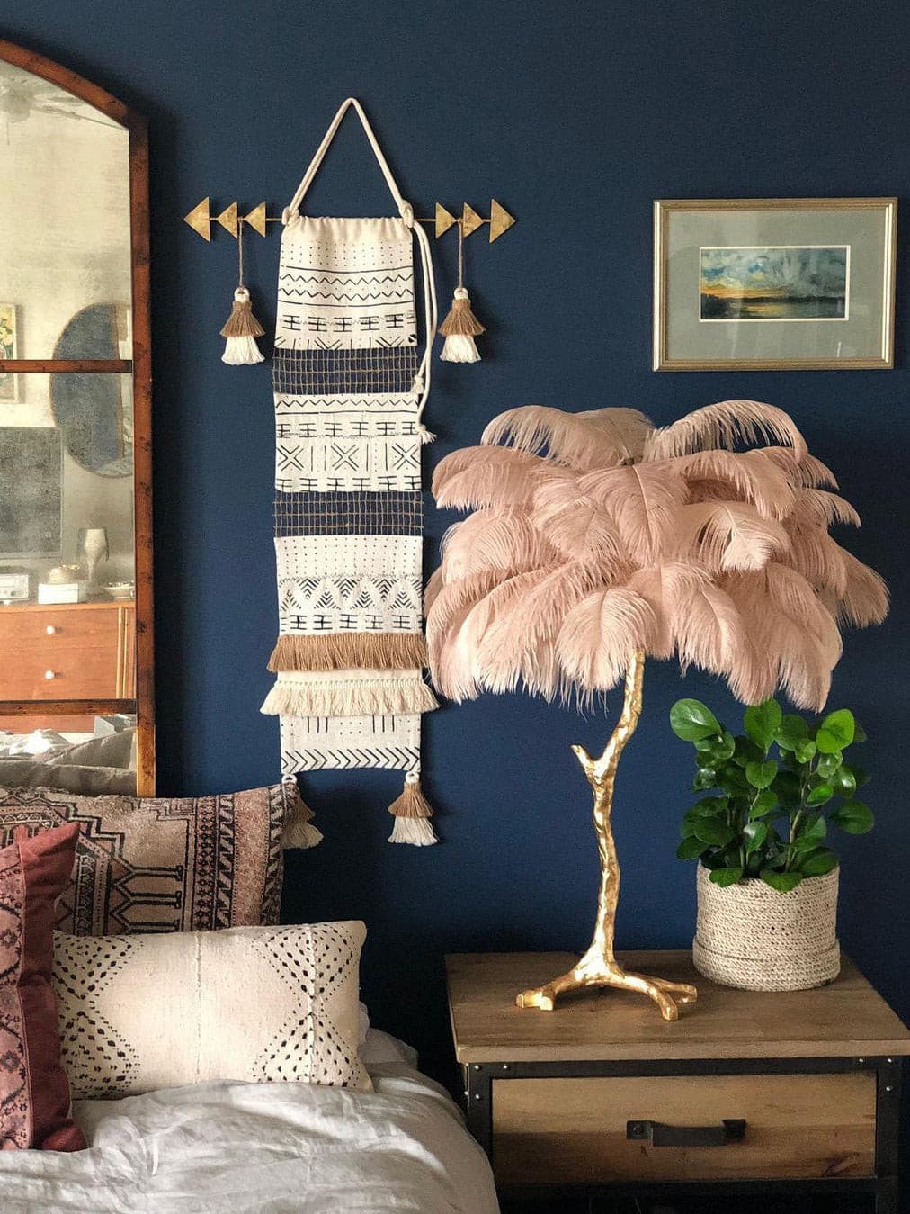Ostrich Feather Table Lamp - Lumpaz