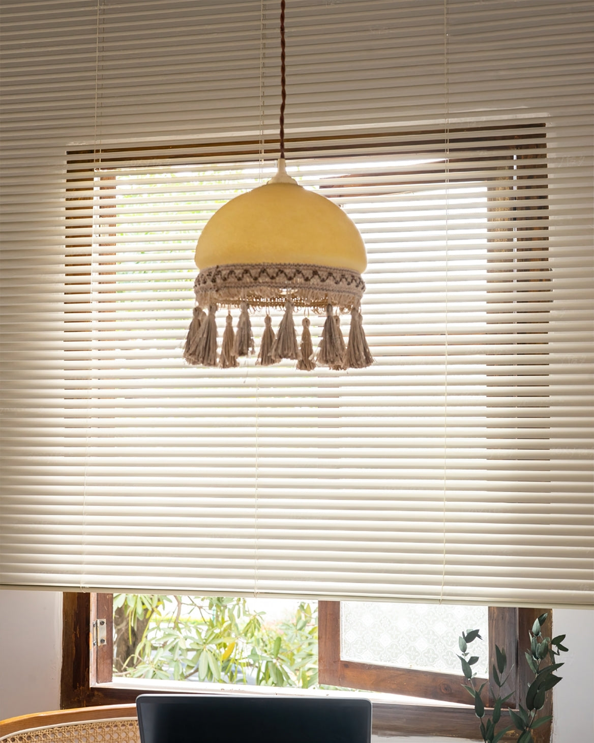 French Tassels Brass Pendant Light - Lumpaz