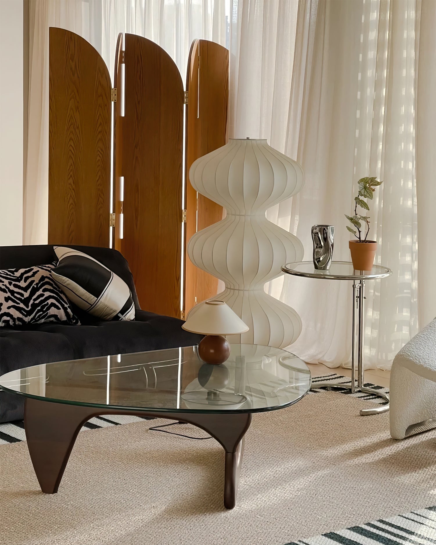 Mudusa Silk Floor Lamp - Lumpaz