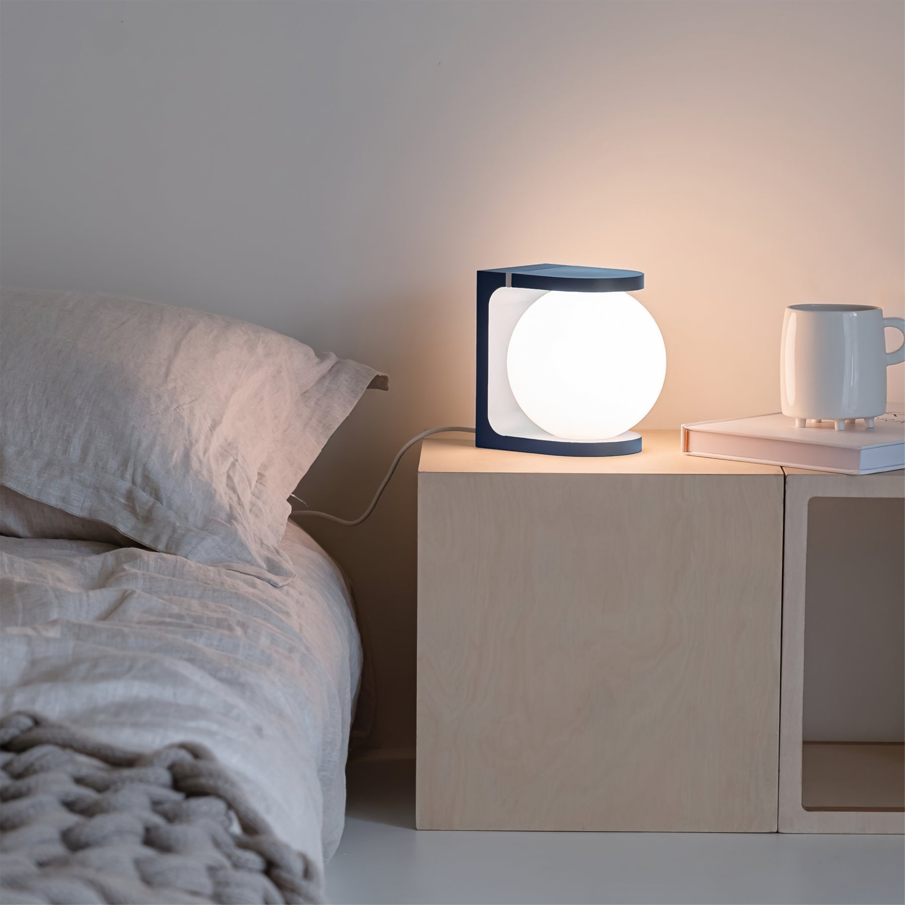 Plat Table Lamp - Lumpaz