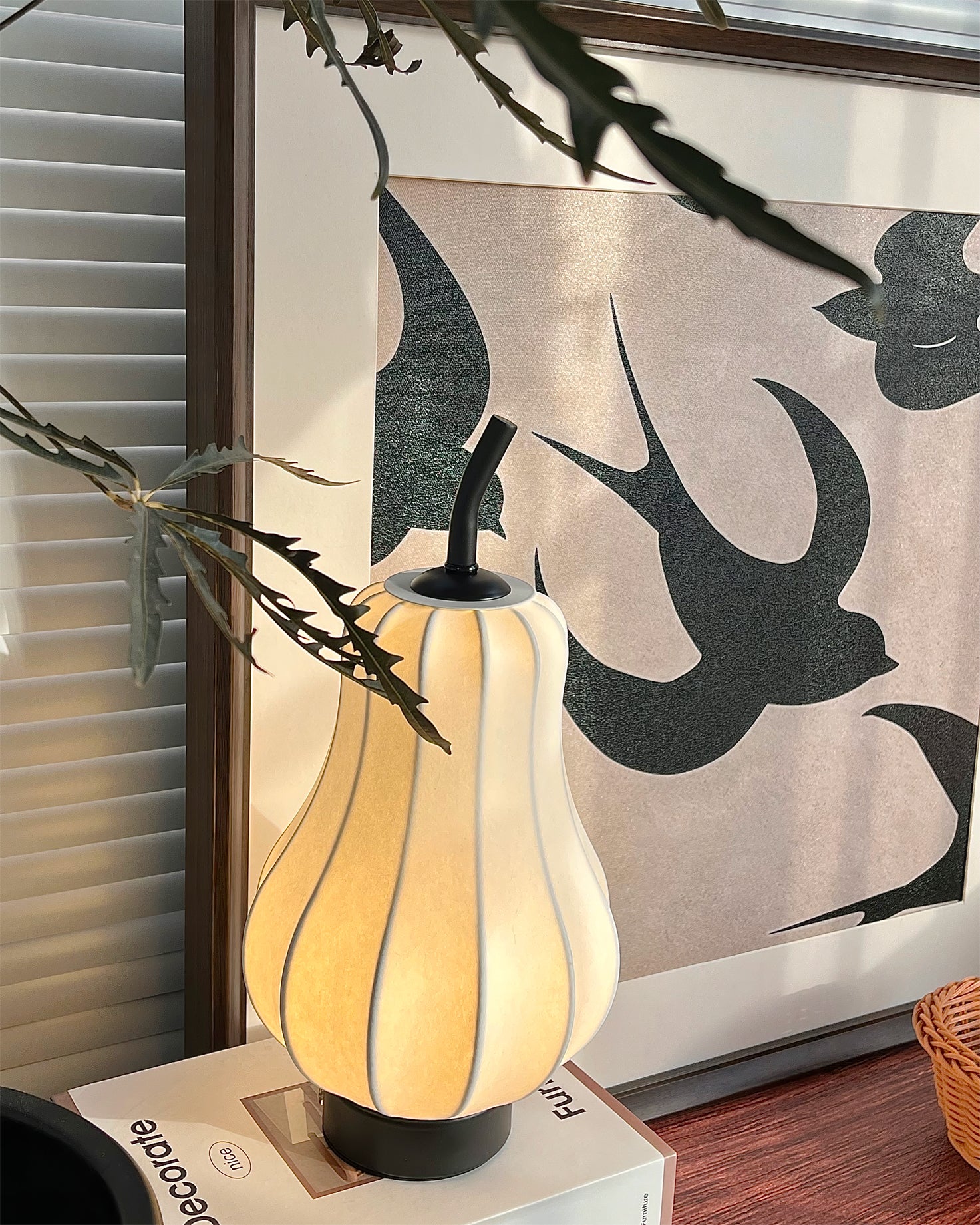 Pear Built-in Battery Table Lamp - Lumpaz