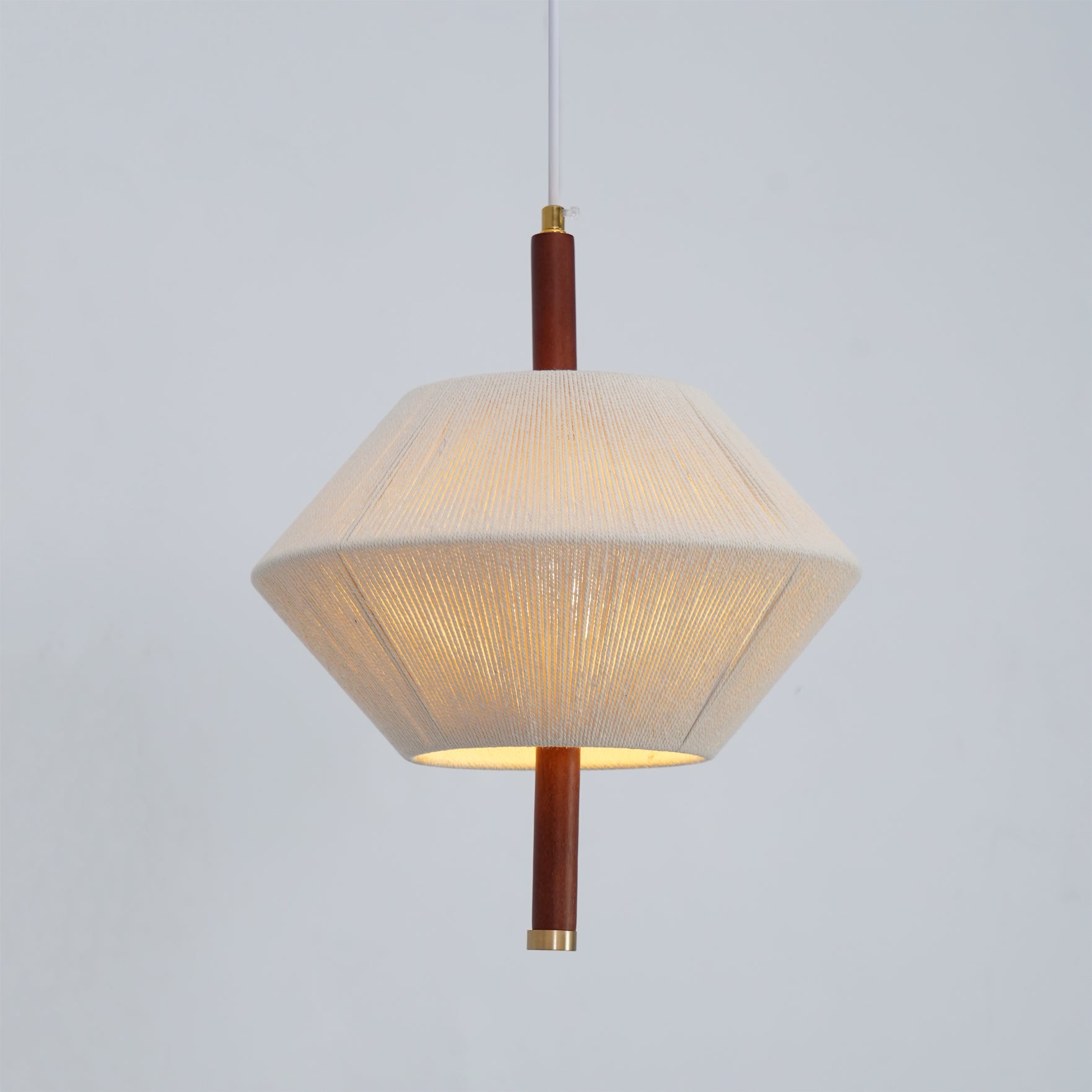Totora Pendant Lamp - Lumpaz