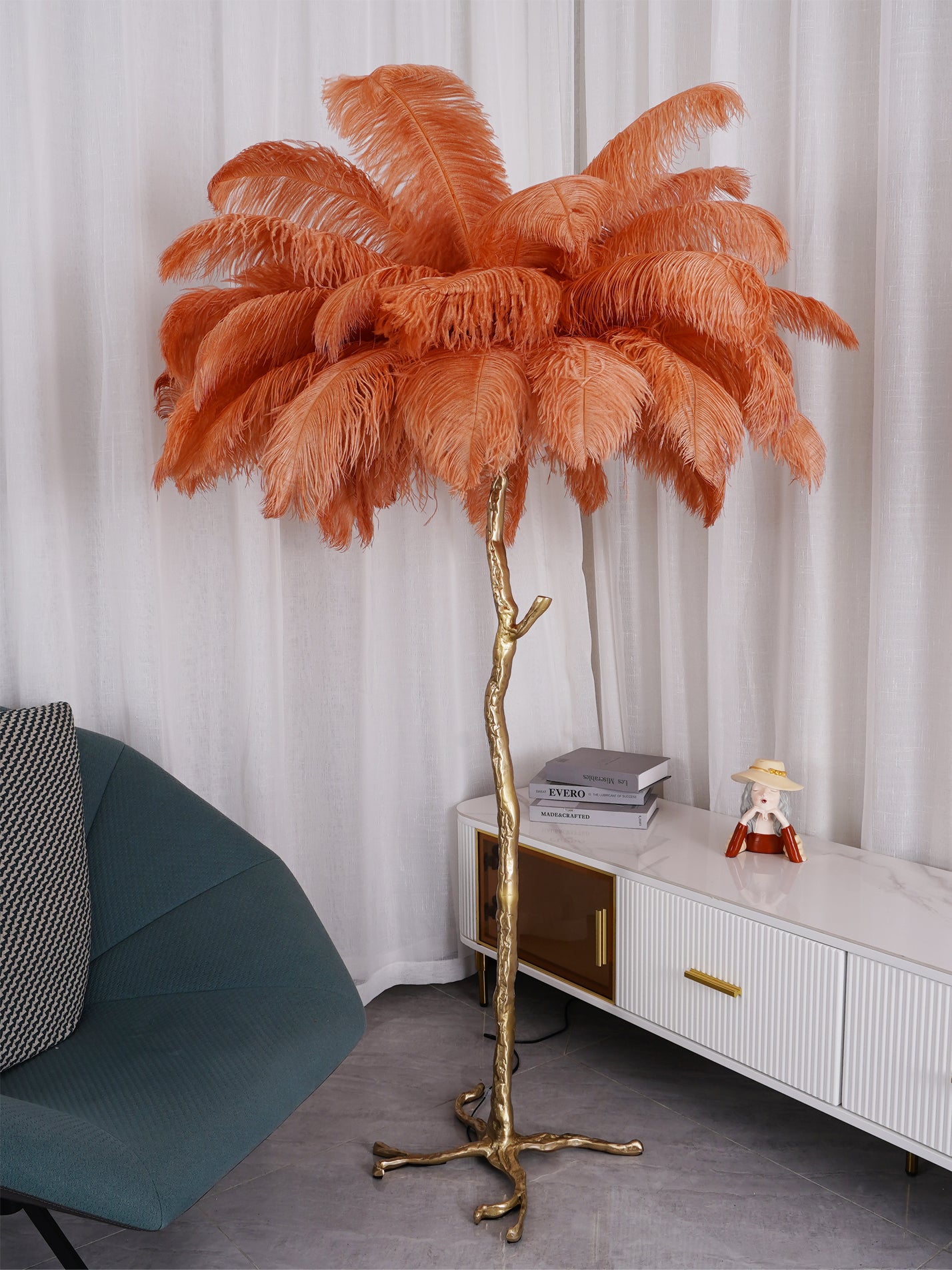 Ostrich Feather Brass Floor Lamp - Lumpaz