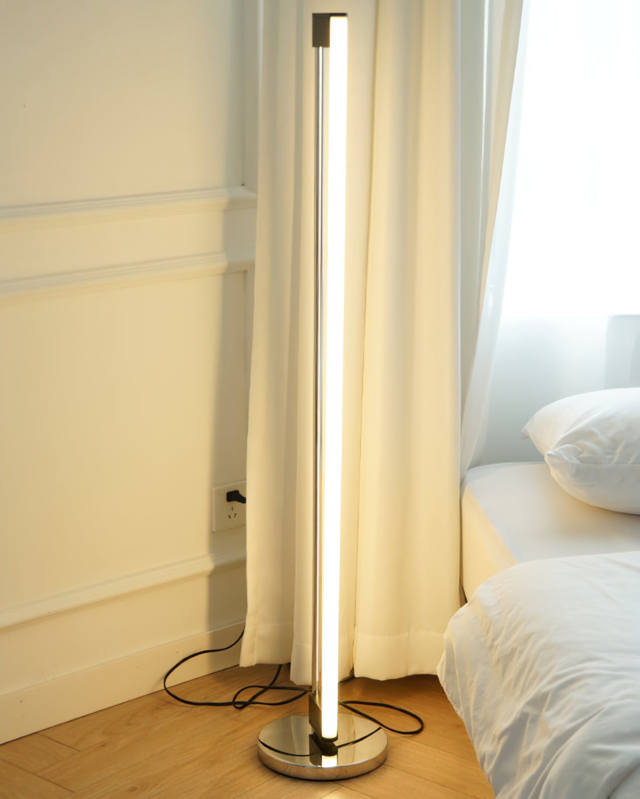 Tube Light Floor Lamp - Lumpaz