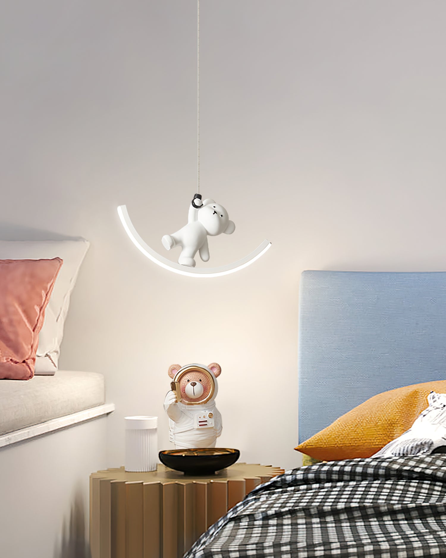 Bear Resin Pendant Lamp - Lumpaz