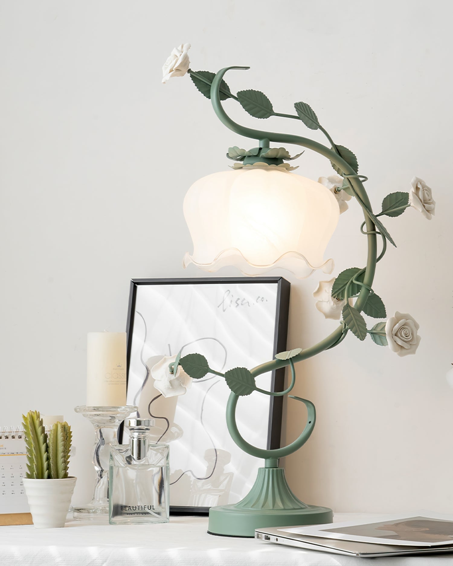 Aeyee Table Lamp - Lumpaz